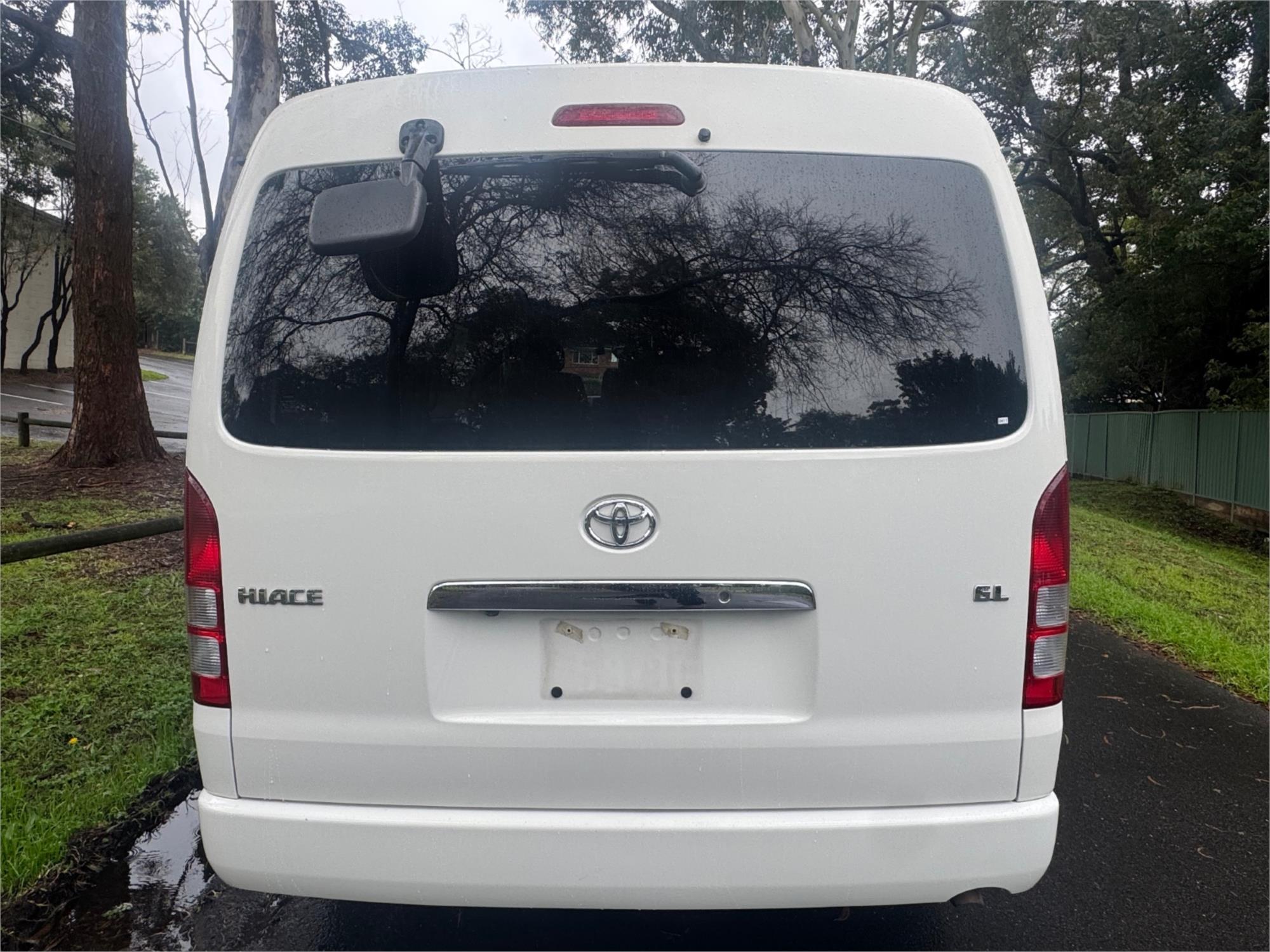 2008 TOYOTA HIACE 4 SP AUTOMATIC BUS