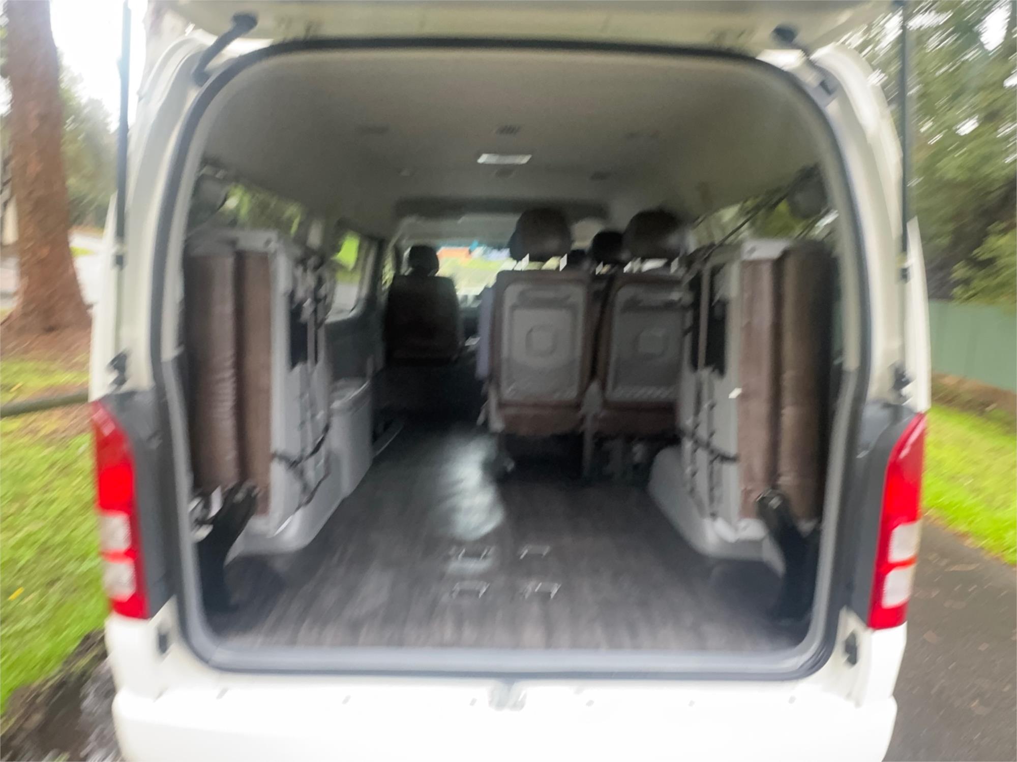 2008 TOYOTA HIACE 4 SP AUTOMATIC BUS