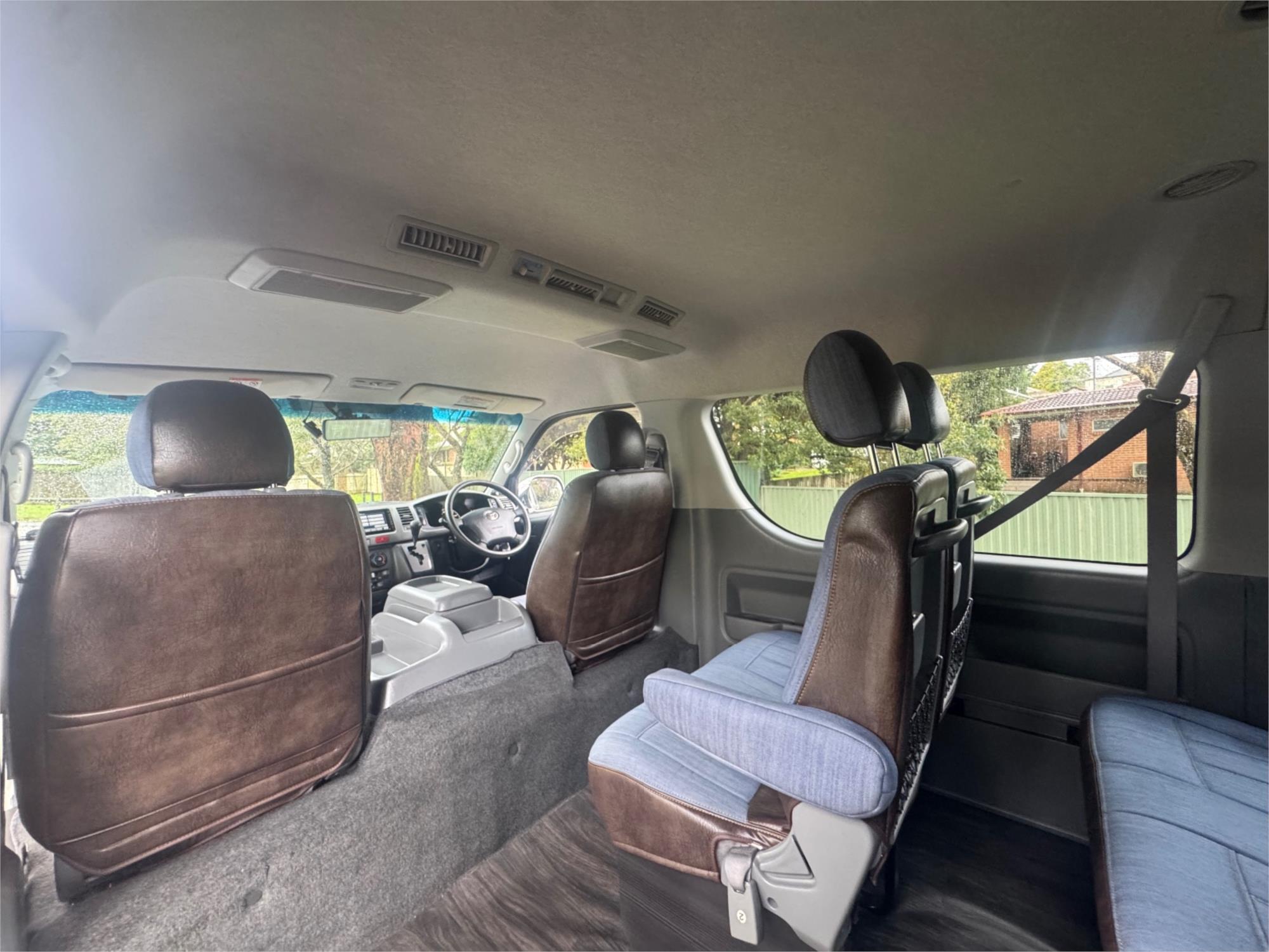 2008 TOYOTA HIACE 4 SP AUTOMATIC BUS