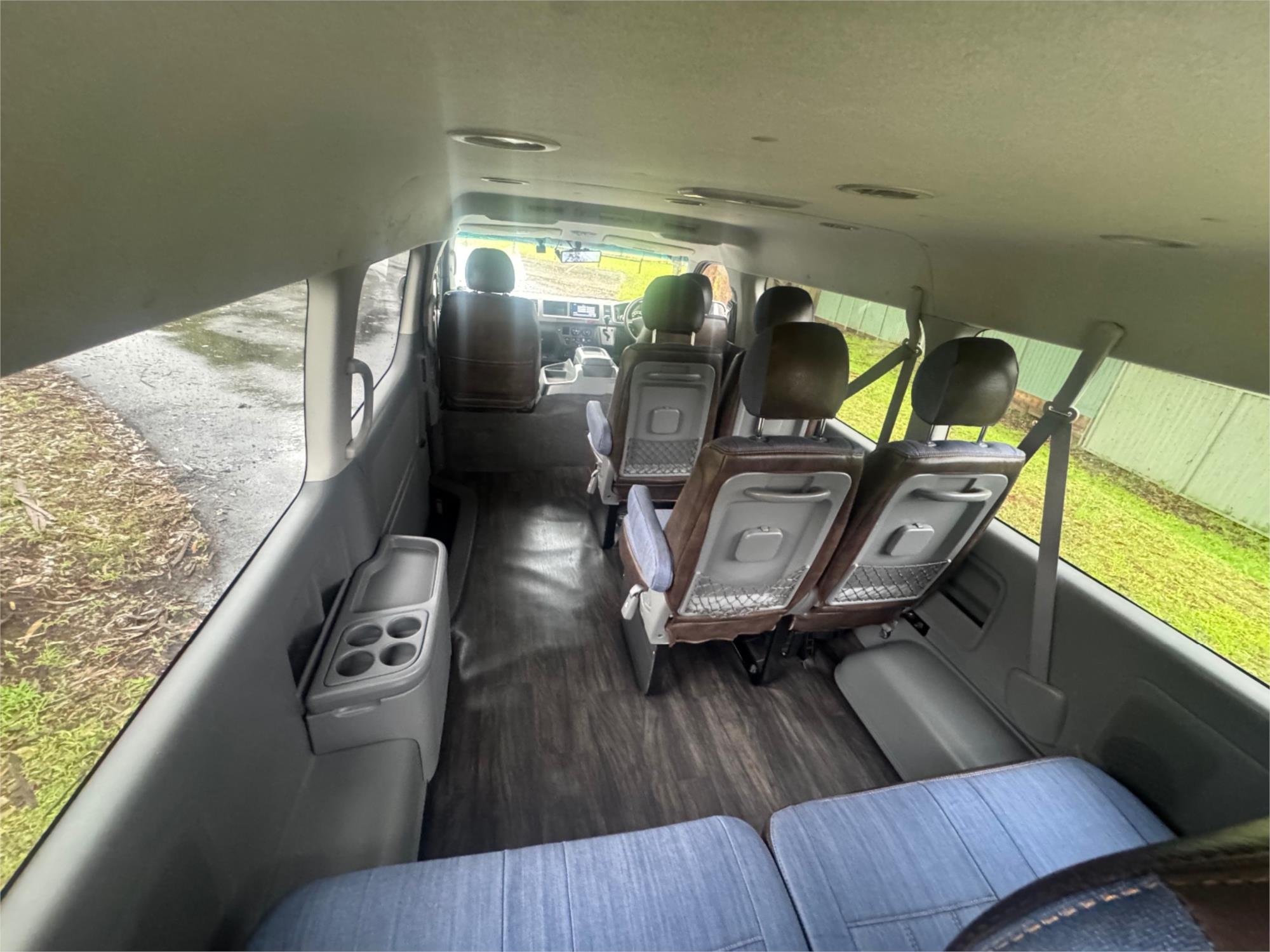 2008 TOYOTA HIACE 4 SP AUTOMATIC BUS