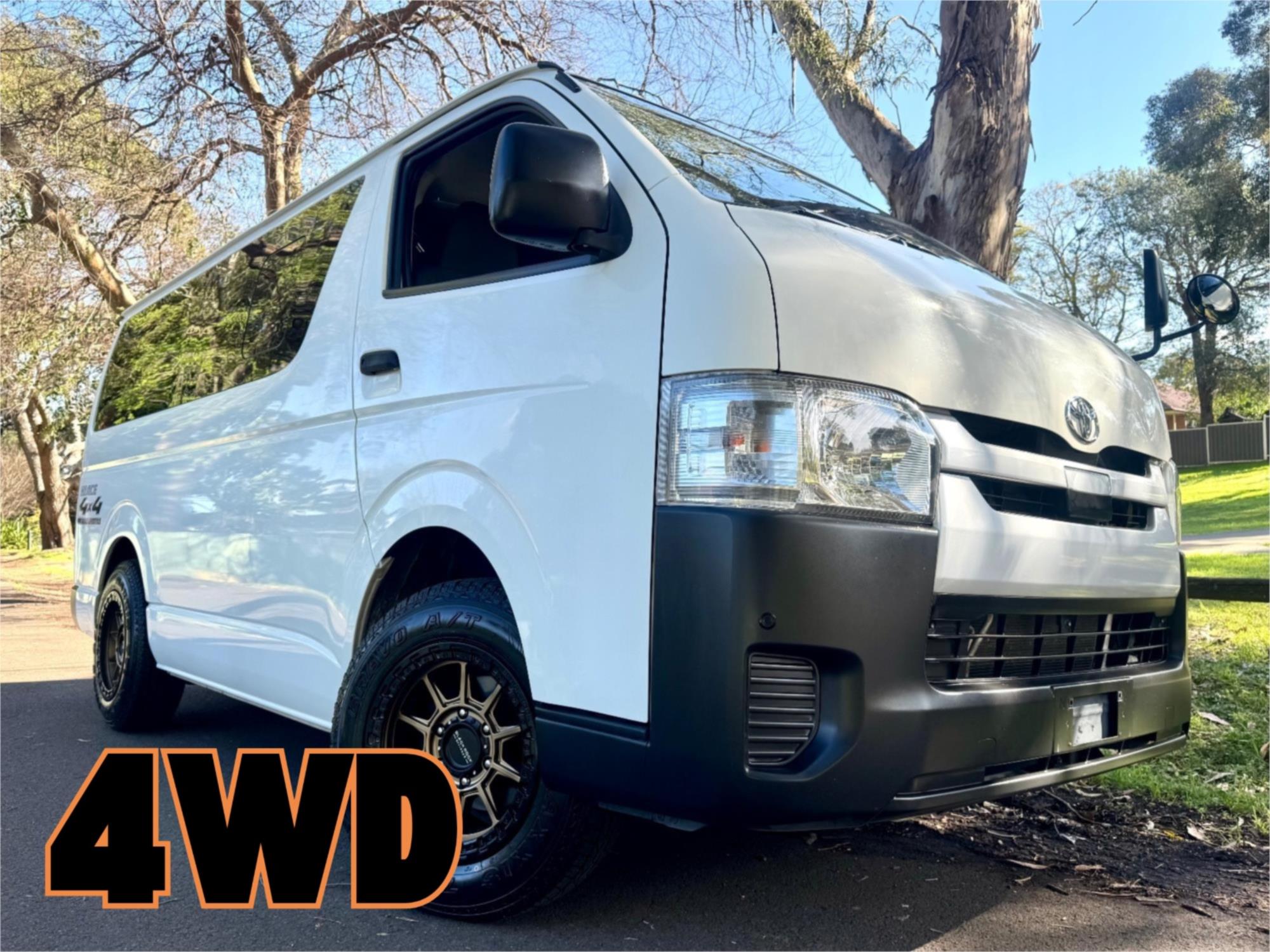 2018 TOYOTA HIACE AUTOMATIC VAN