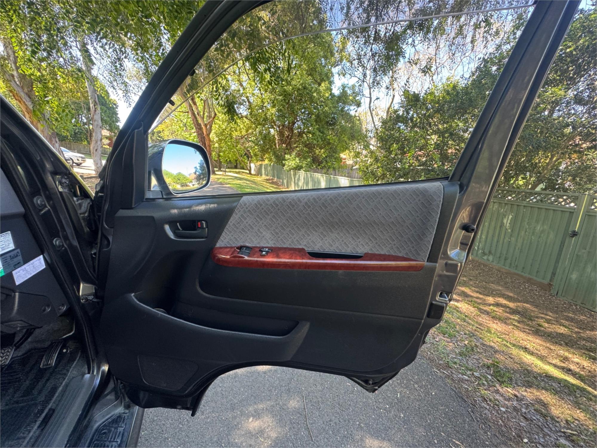 2008 TOYOTA HIACE KDH206 5 SP MANUAL VAN