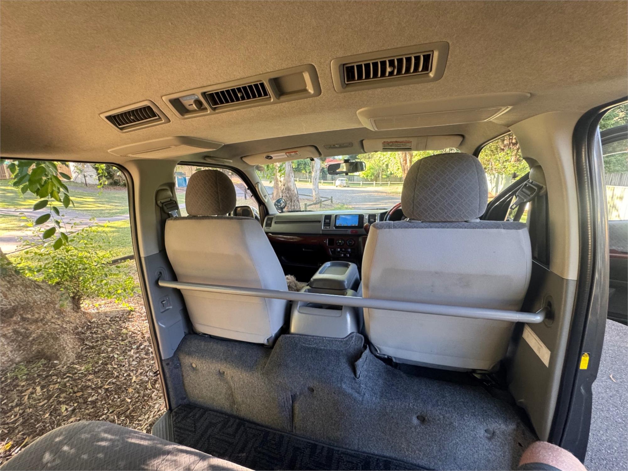 2008 TOYOTA HIACE KDH206 5 SP MANUAL VAN