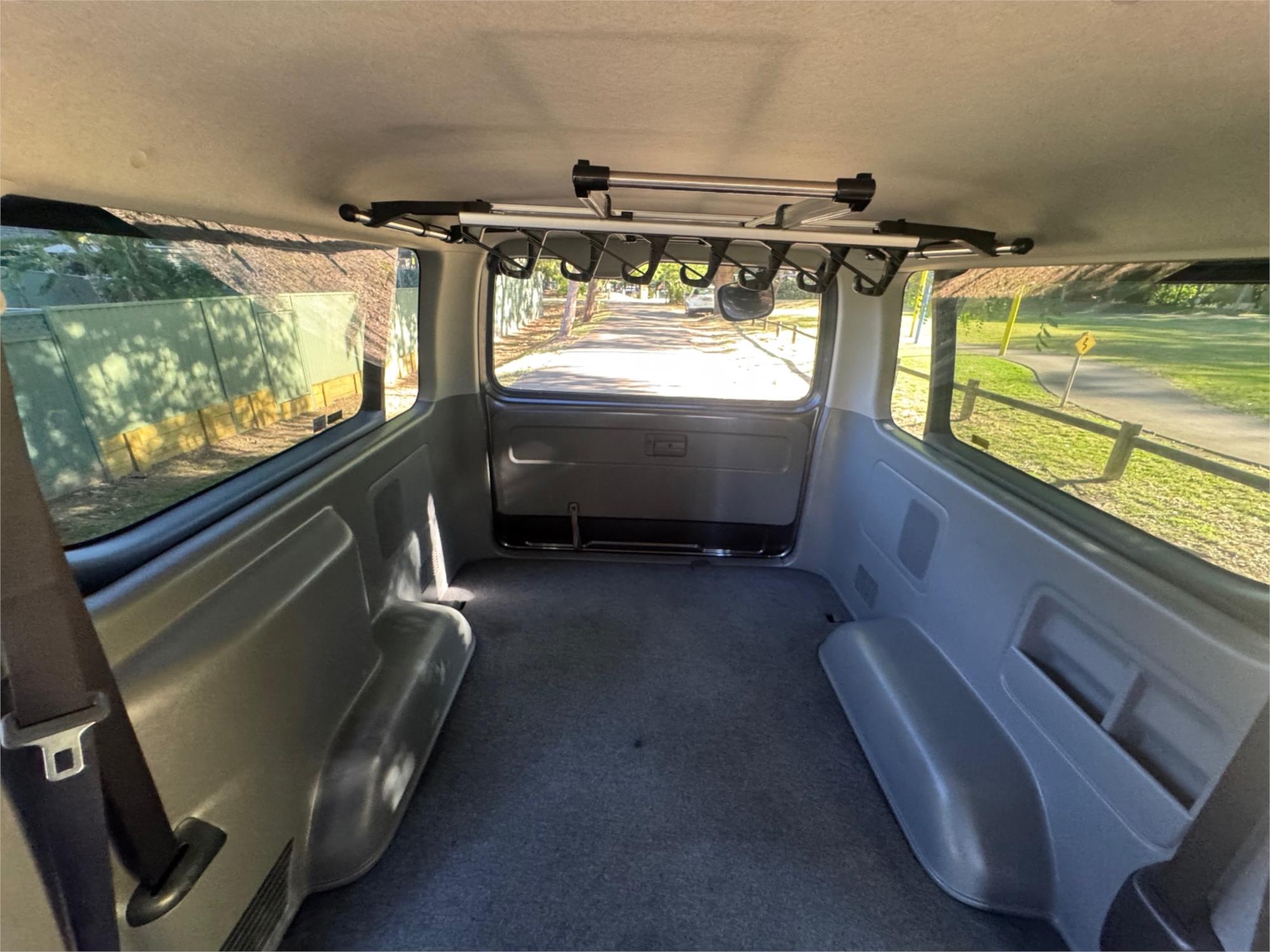 2008 TOYOTA HIACE KDH206 5 SP MANUAL VAN