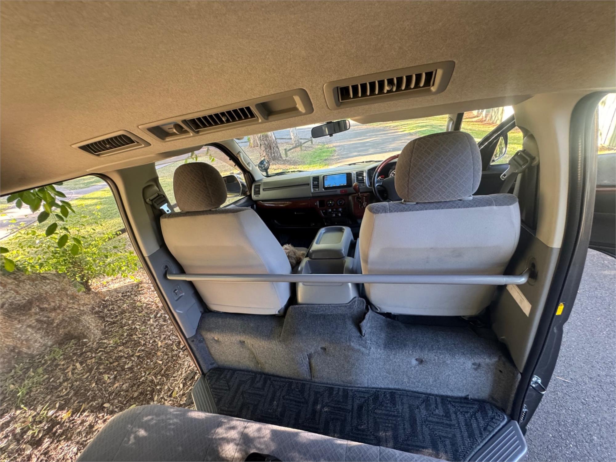 2008 TOYOTA HIACE KDH206 5 SP MANUAL VAN