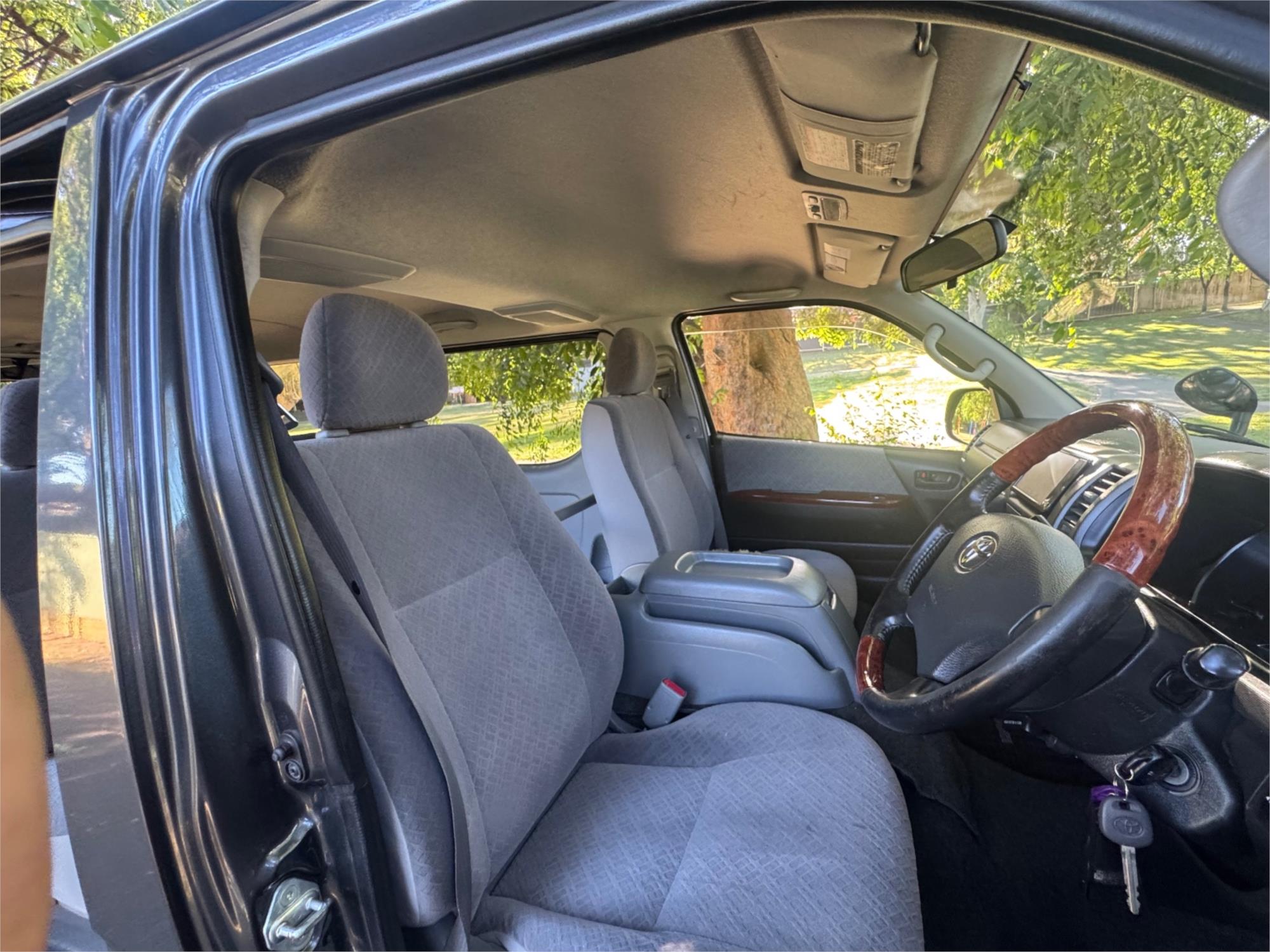 2008 TOYOTA HIACE KDH206 5 SP MANUAL VAN