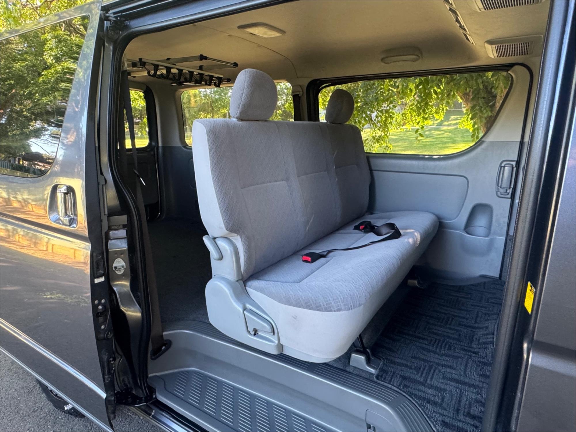 2008 TOYOTA HIACE KDH206 5 SP MANUAL VAN