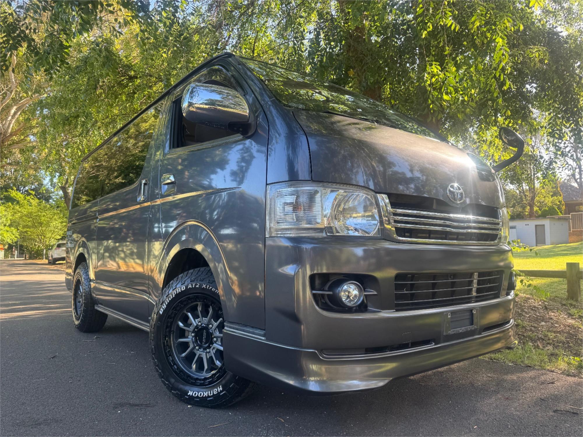 2008 TOYOTA HIACE KDH206 5 SP MANUAL VAN