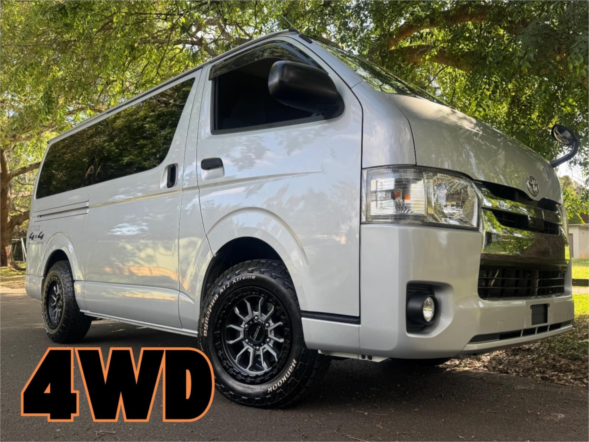 2018 TOYOTA HIACE AUTOMATIC VAN