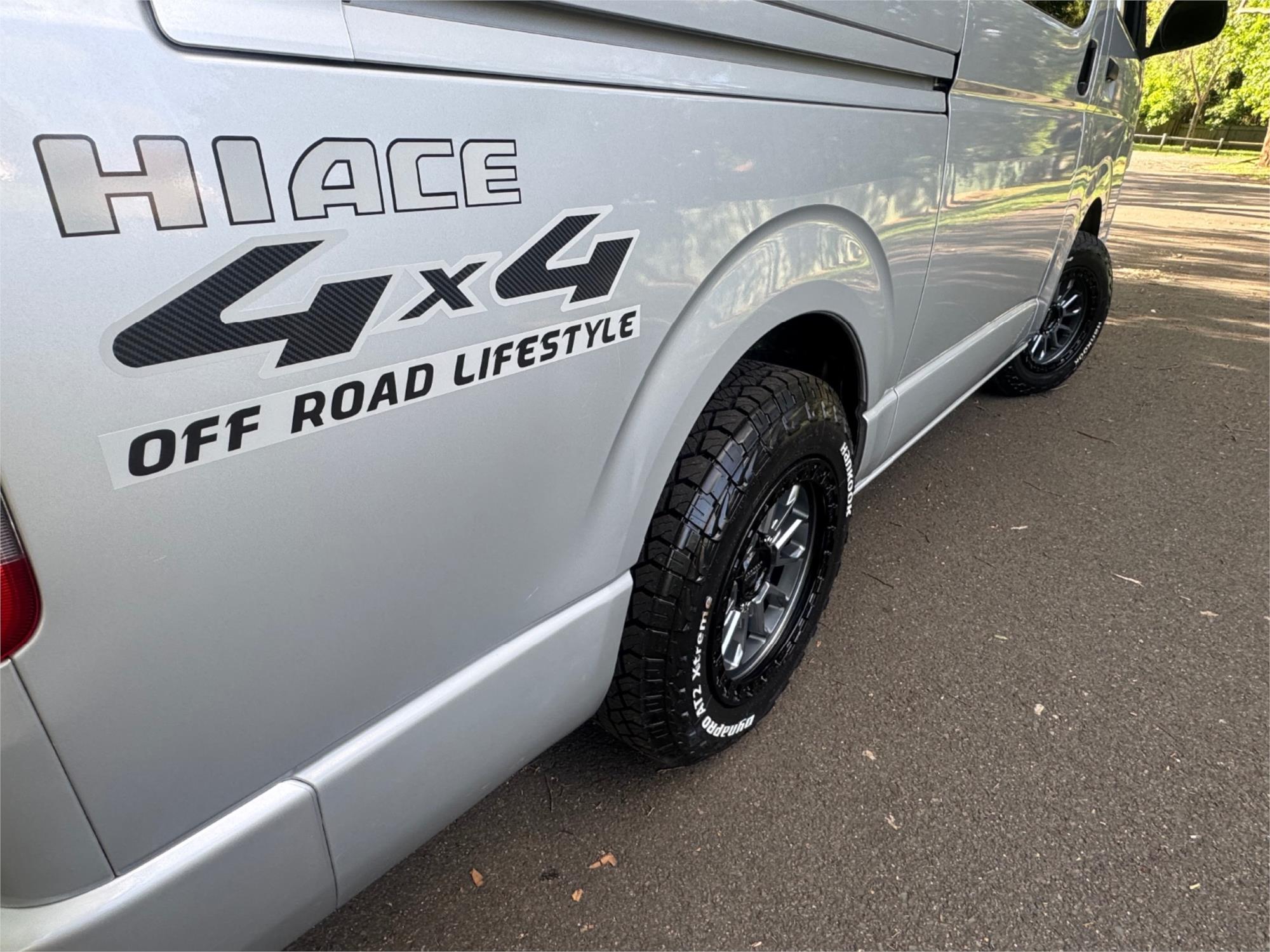 2018 TOYOTA HIACE AUTOMATIC VAN