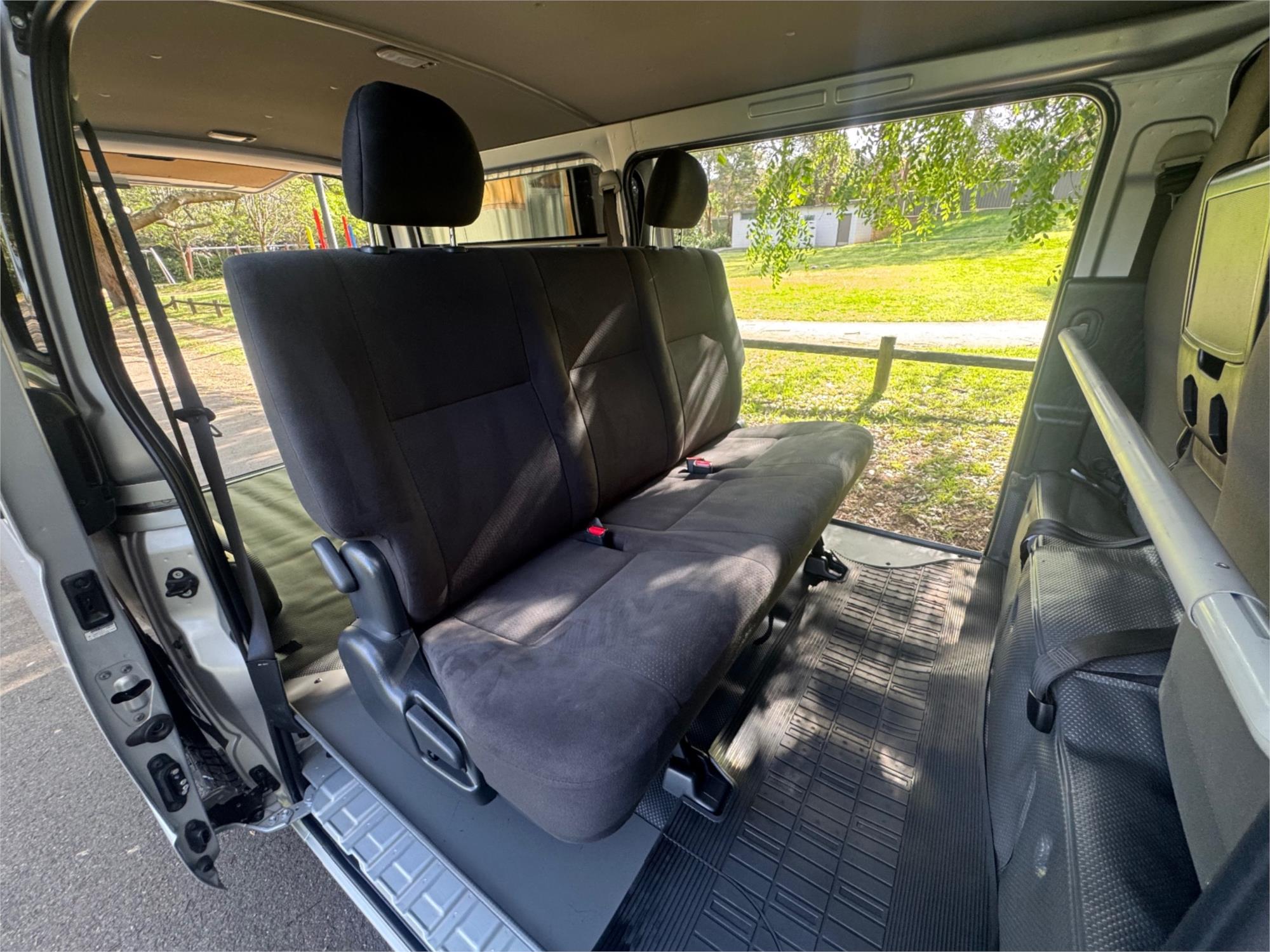 2018 TOYOTA HIACE AUTOMATIC VAN