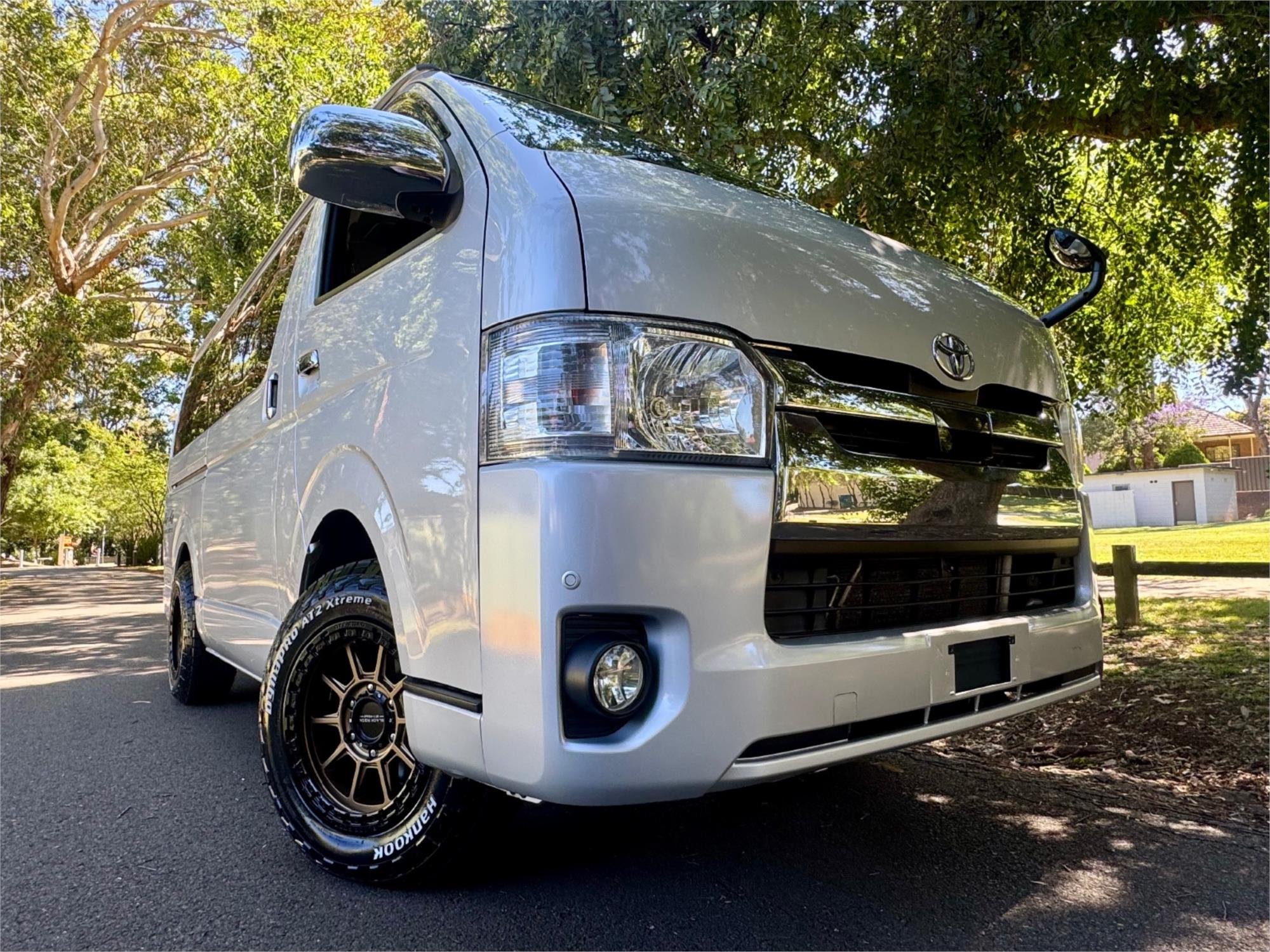 2018 TOYOTA HIACE GDH206 6 SP AUTOMATIC VAN