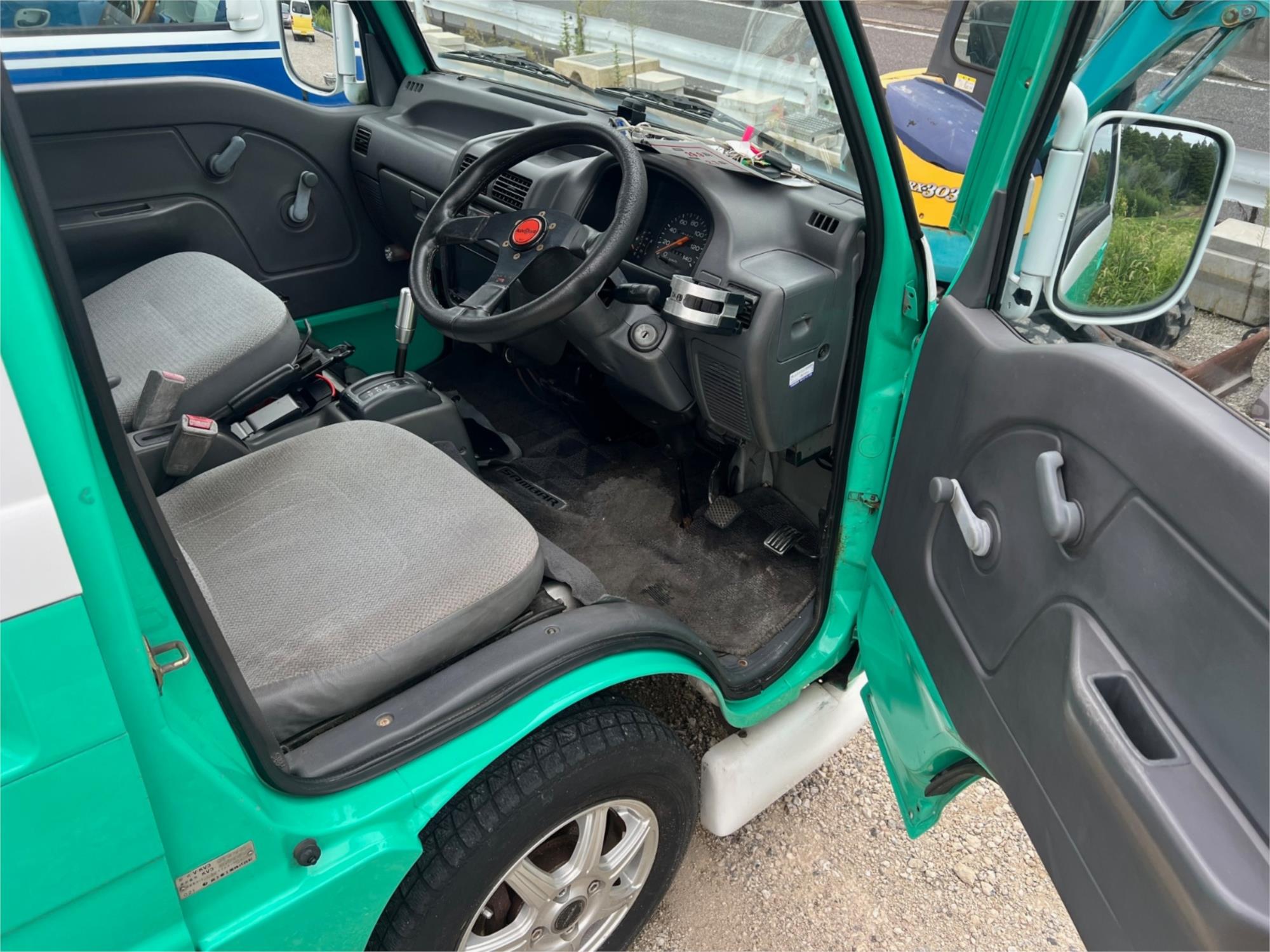 1995 SUBARU SAMBAR BUS