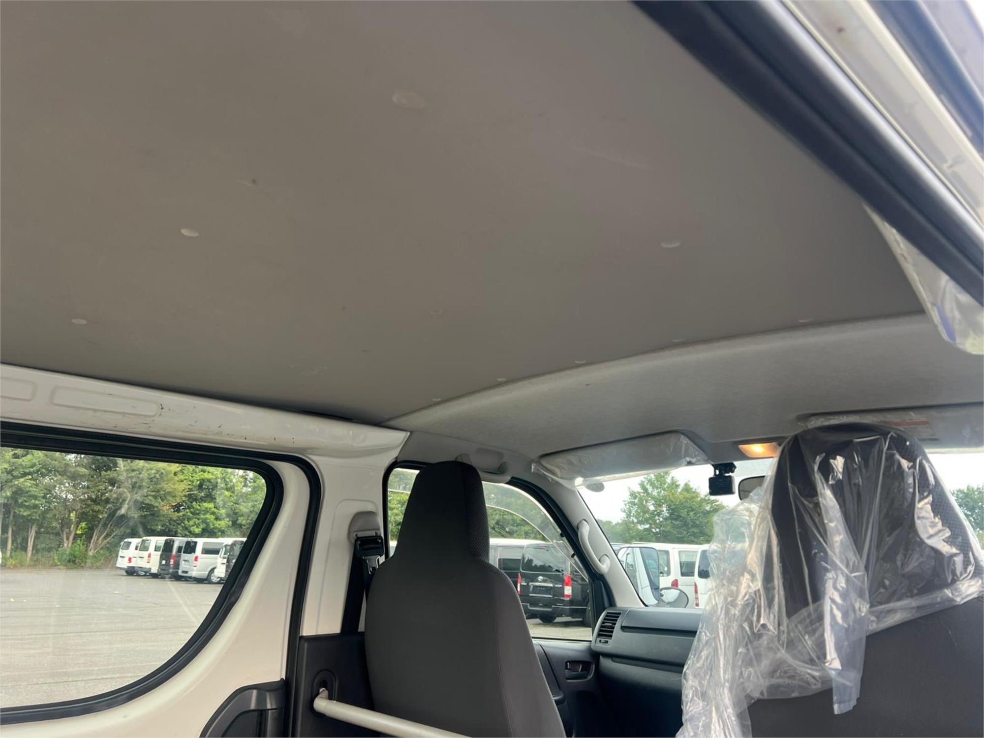 2015 TOYOTA HIACE KDH206R MY15 REGIUS ACE DX 4WD MANUAL VAN