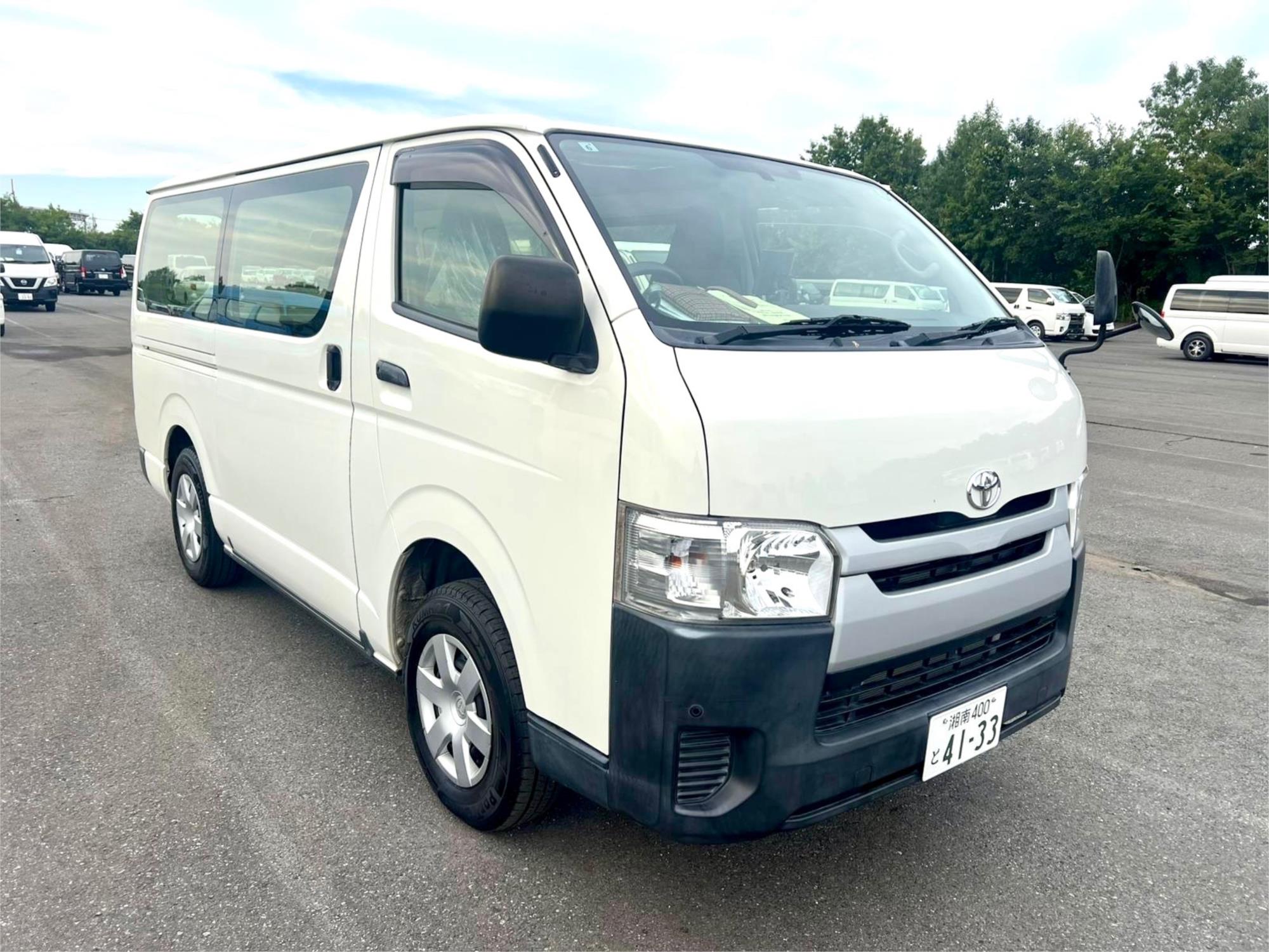 2015 TOYOTA HIACE KDH206R MY15 REGIUS ACE DX 4WD MANUAL VAN