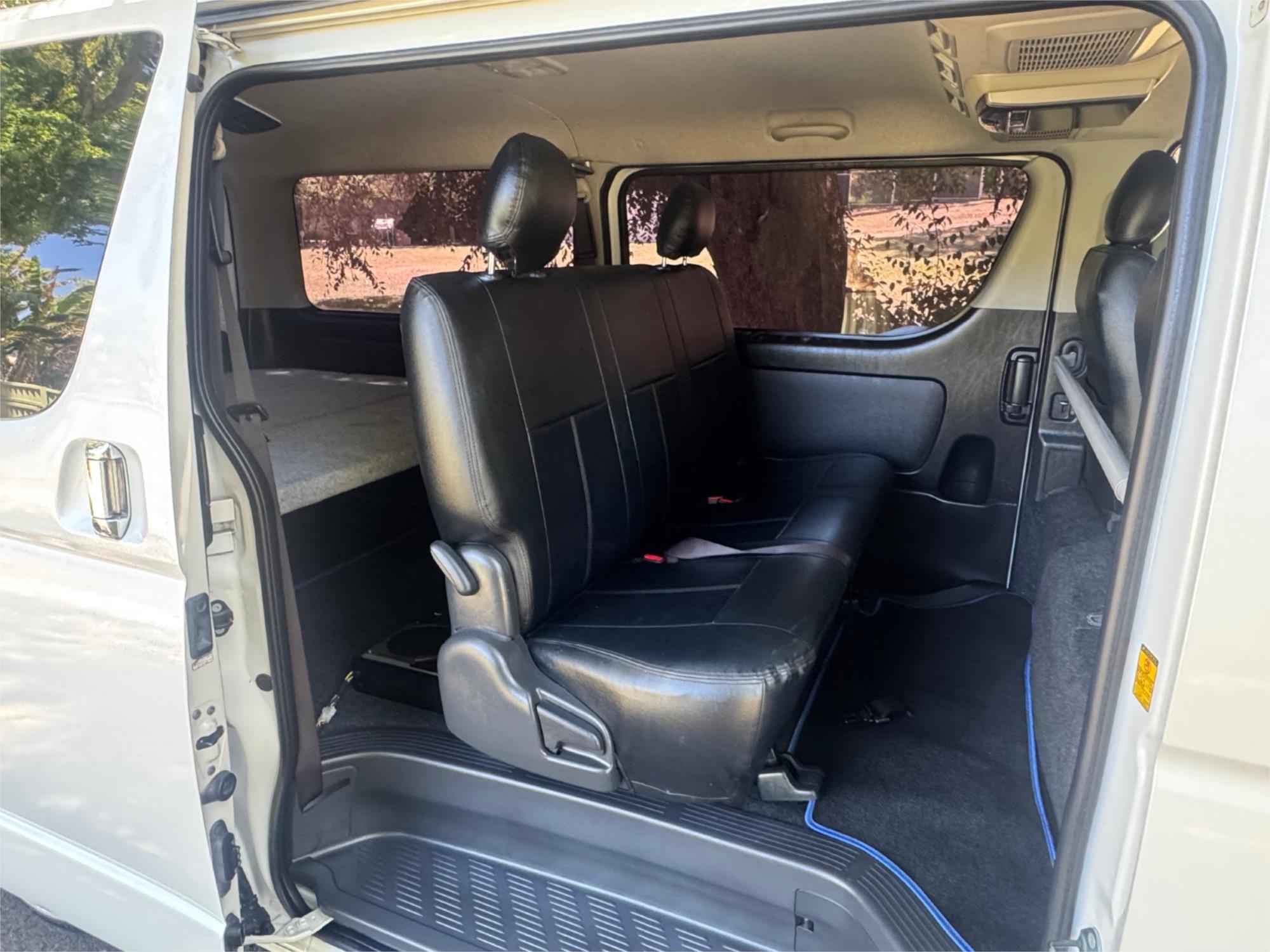 2013 TOYOTA HIACE TRH200 DX AUTOMATIC VAN