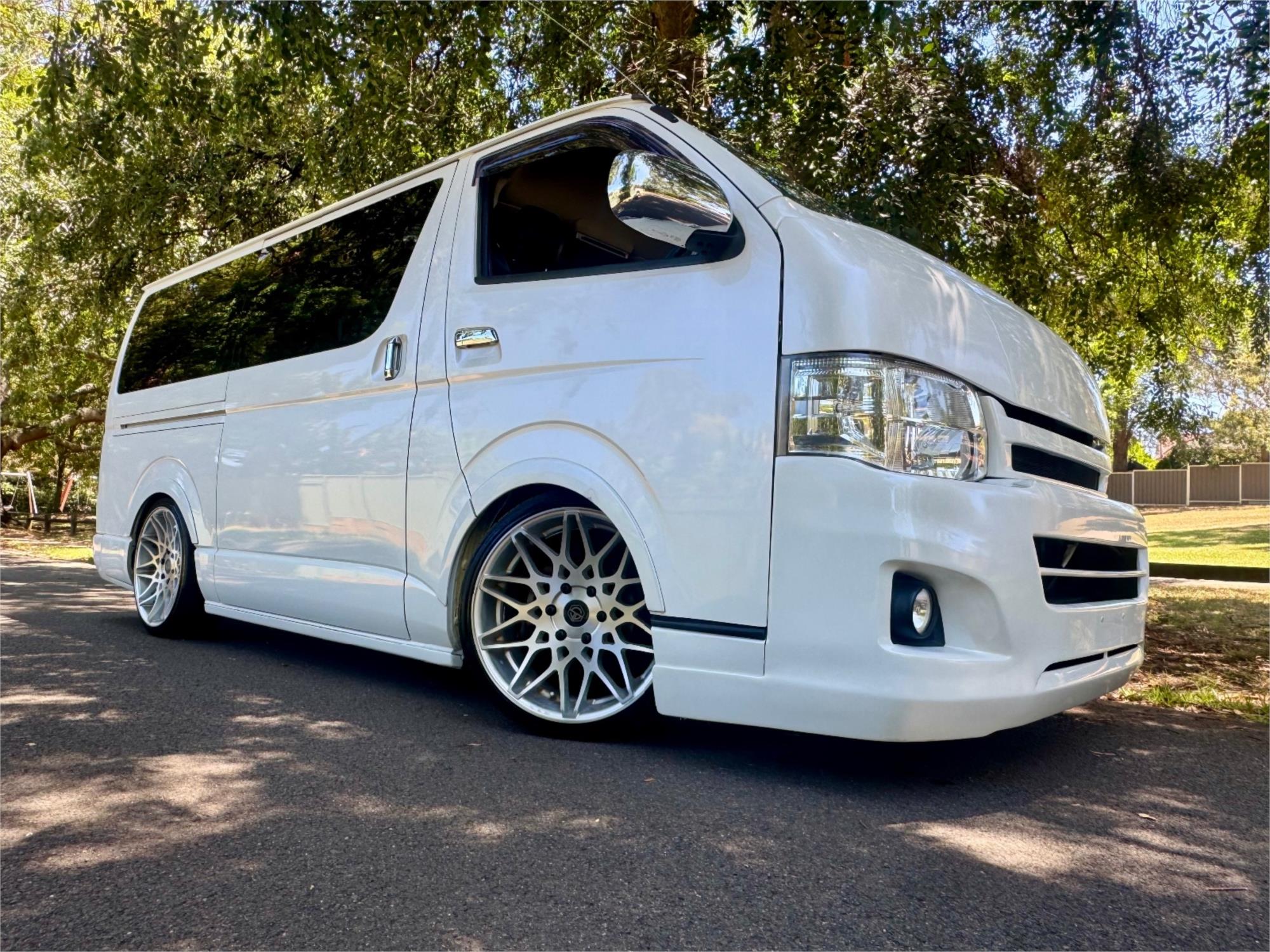2013 TOYOTA HIACE TRH200 DX AUTOMATIC VAN