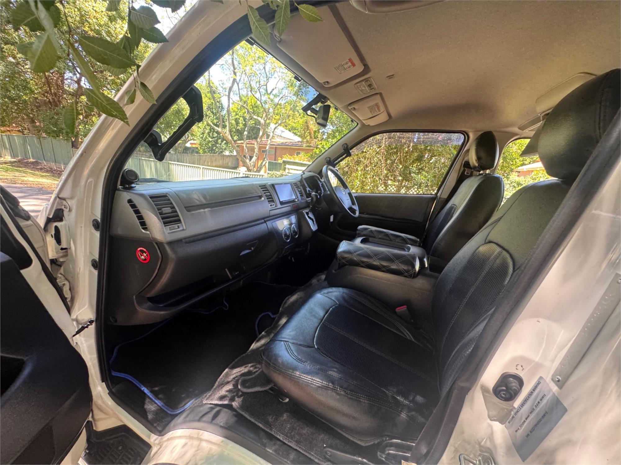 2013 TOYOTA HIACE TRH200 DX AUTOMATIC VAN