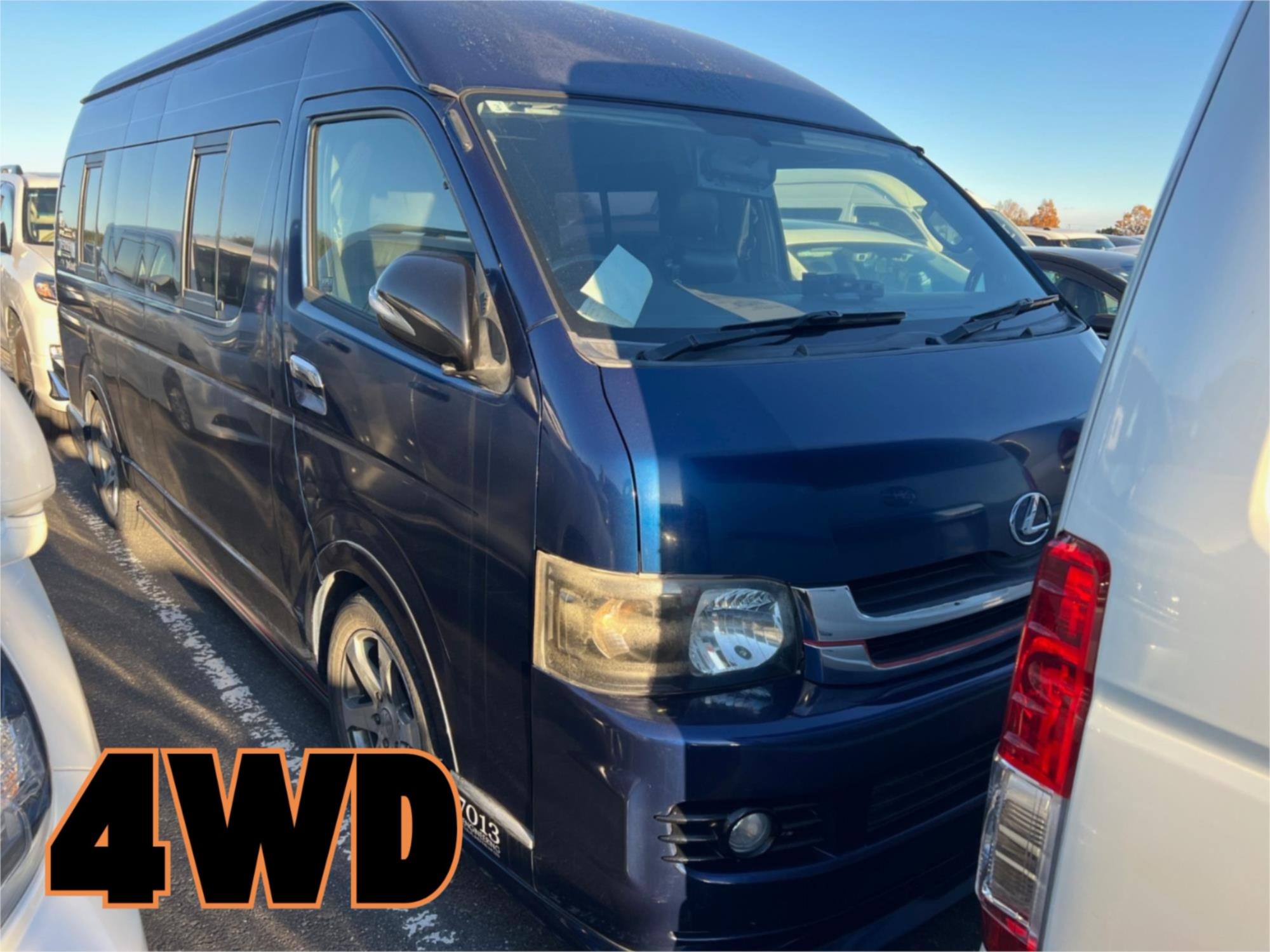 2005 TOYOTA HIACE TRH226R VAN