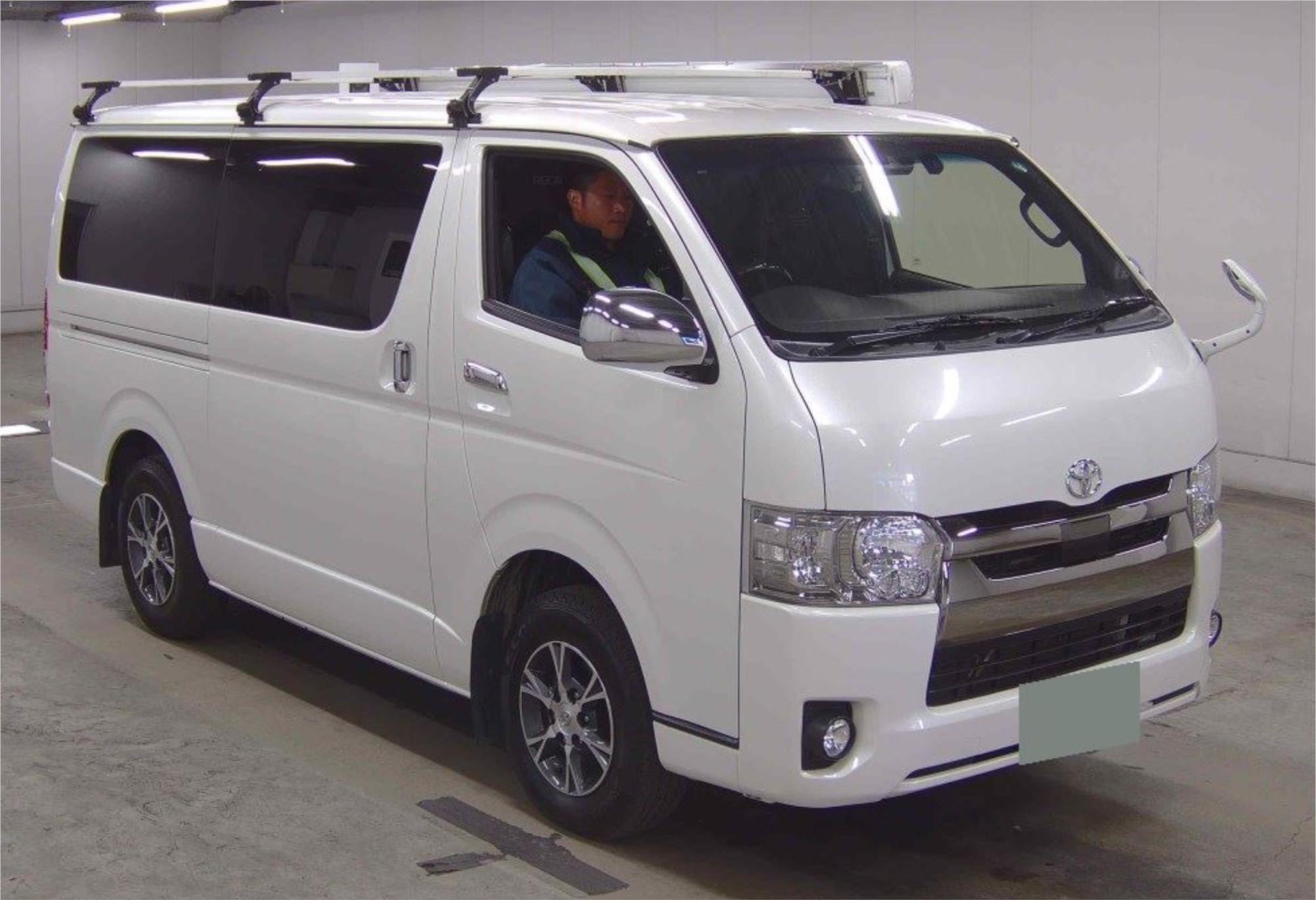 2019 TOYOTA HIACE GDH206R AUTOMATIC VAN