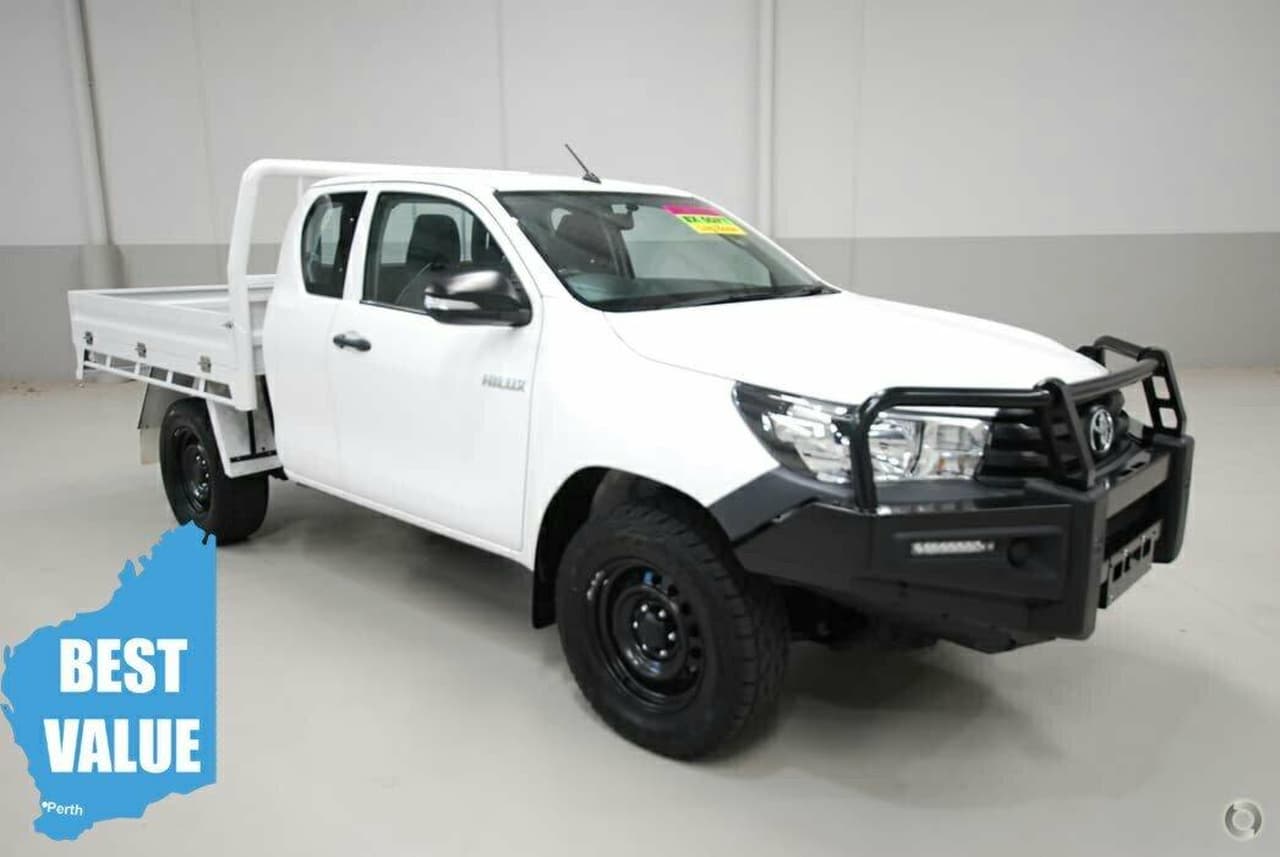 2016 TOYOTA HILUX GUN125R MANUAL CAB CHASSIS
