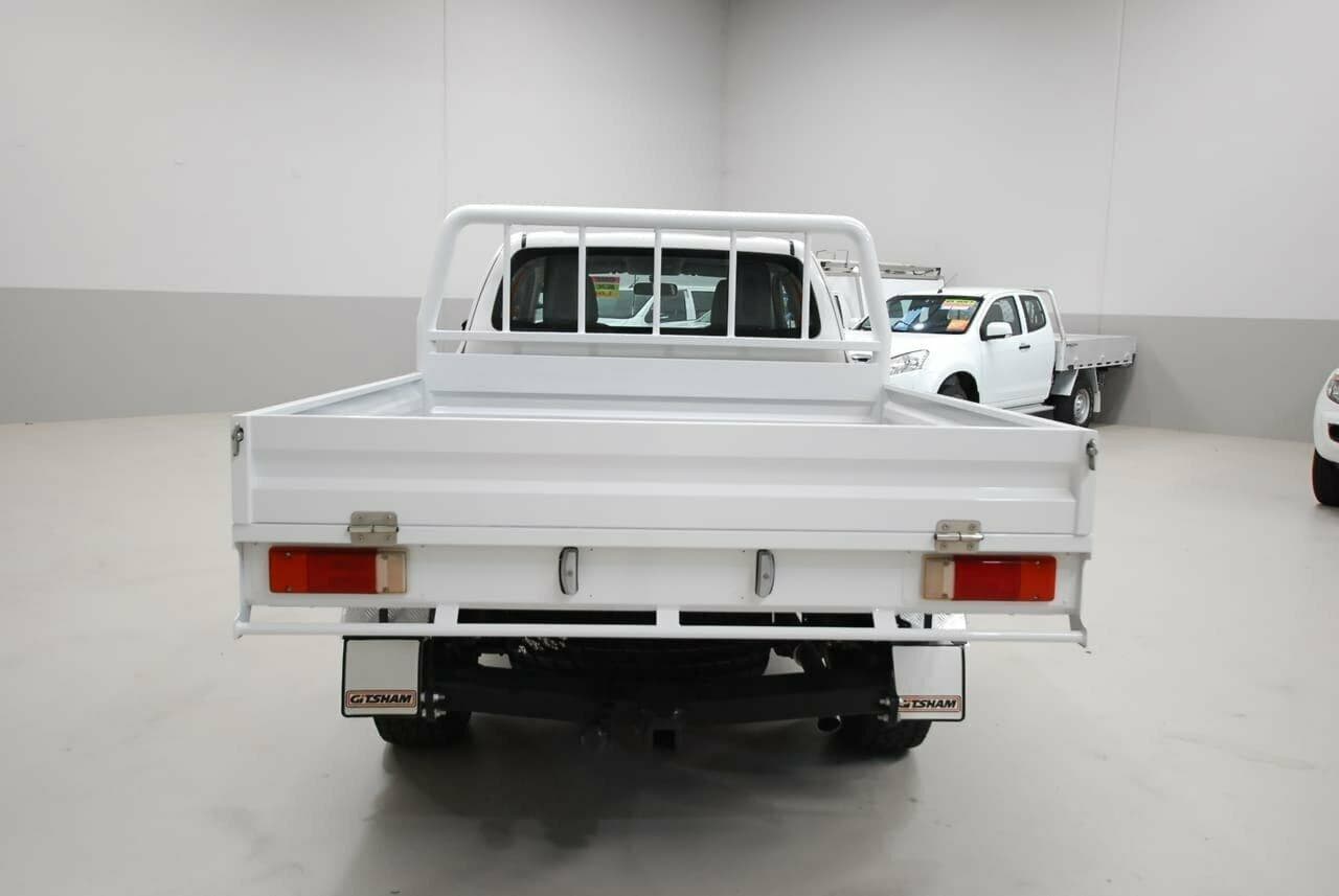 2016 TOYOTA HILUX GUN125R MANUAL CAB CHASSIS