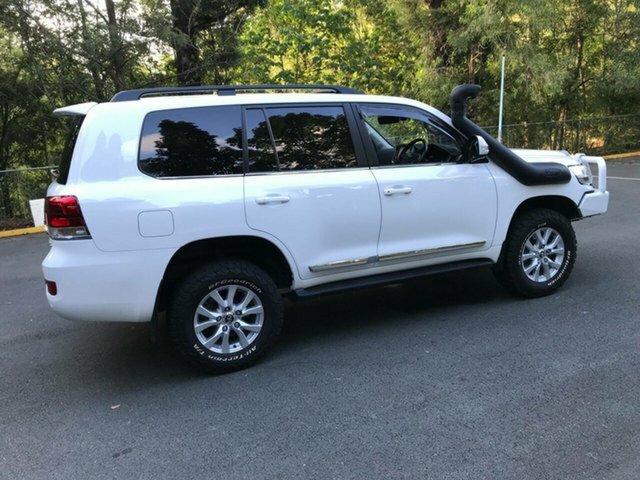 2017 TOYOTA LANDCRUISER VDJ200R MY16 6 SP AUTOMATIC 4D WAGON