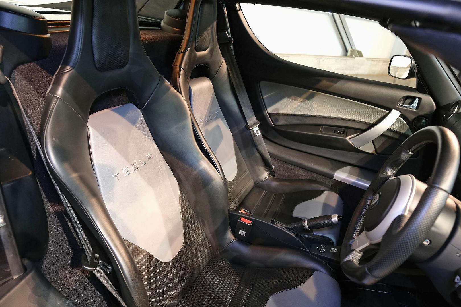2012 TESLA SPORT 2.5 AUTOMATIC ROADSTER