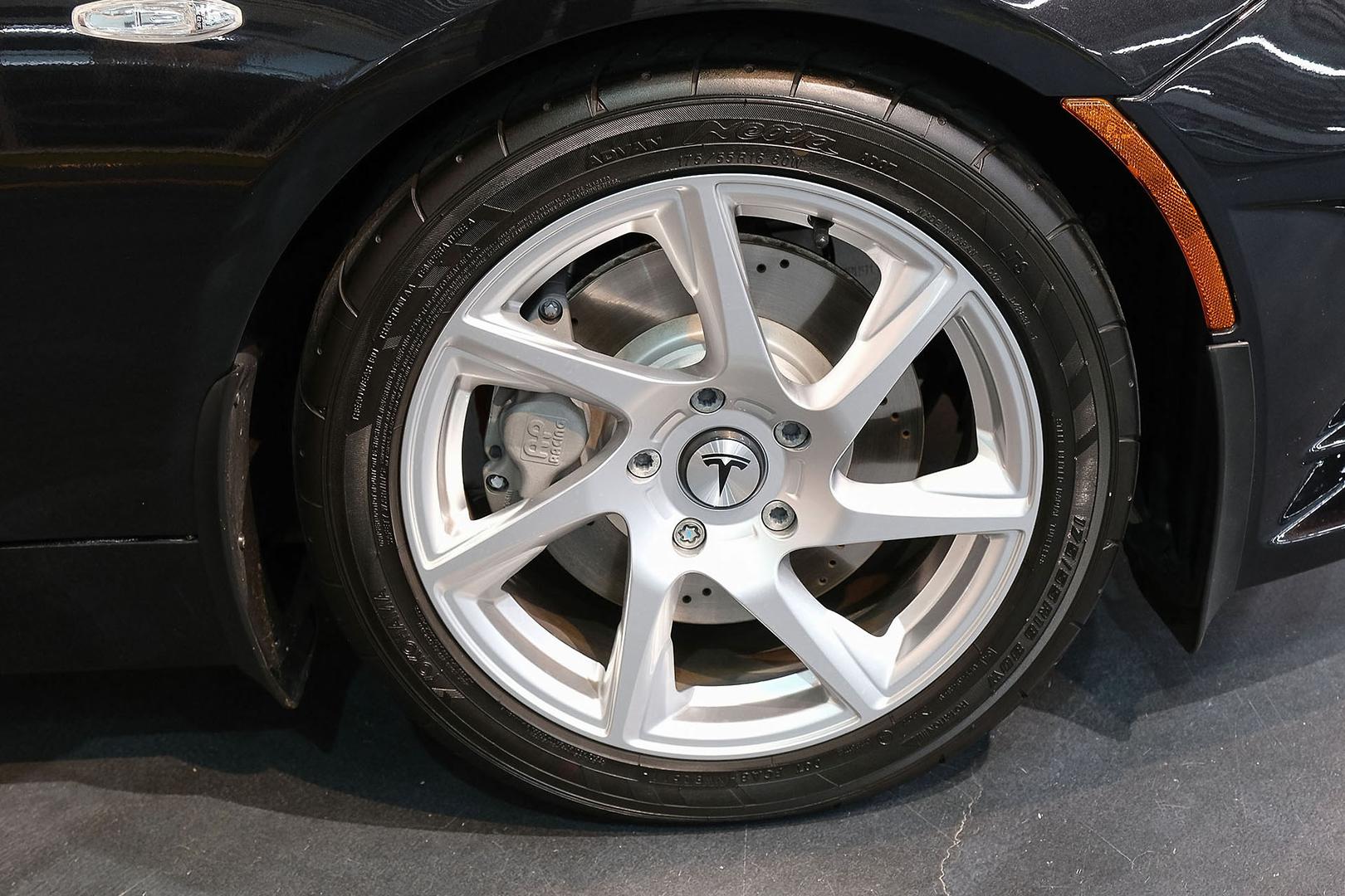 2012 TESLA SPORT 2.5 AUTOMATIC ROADSTER