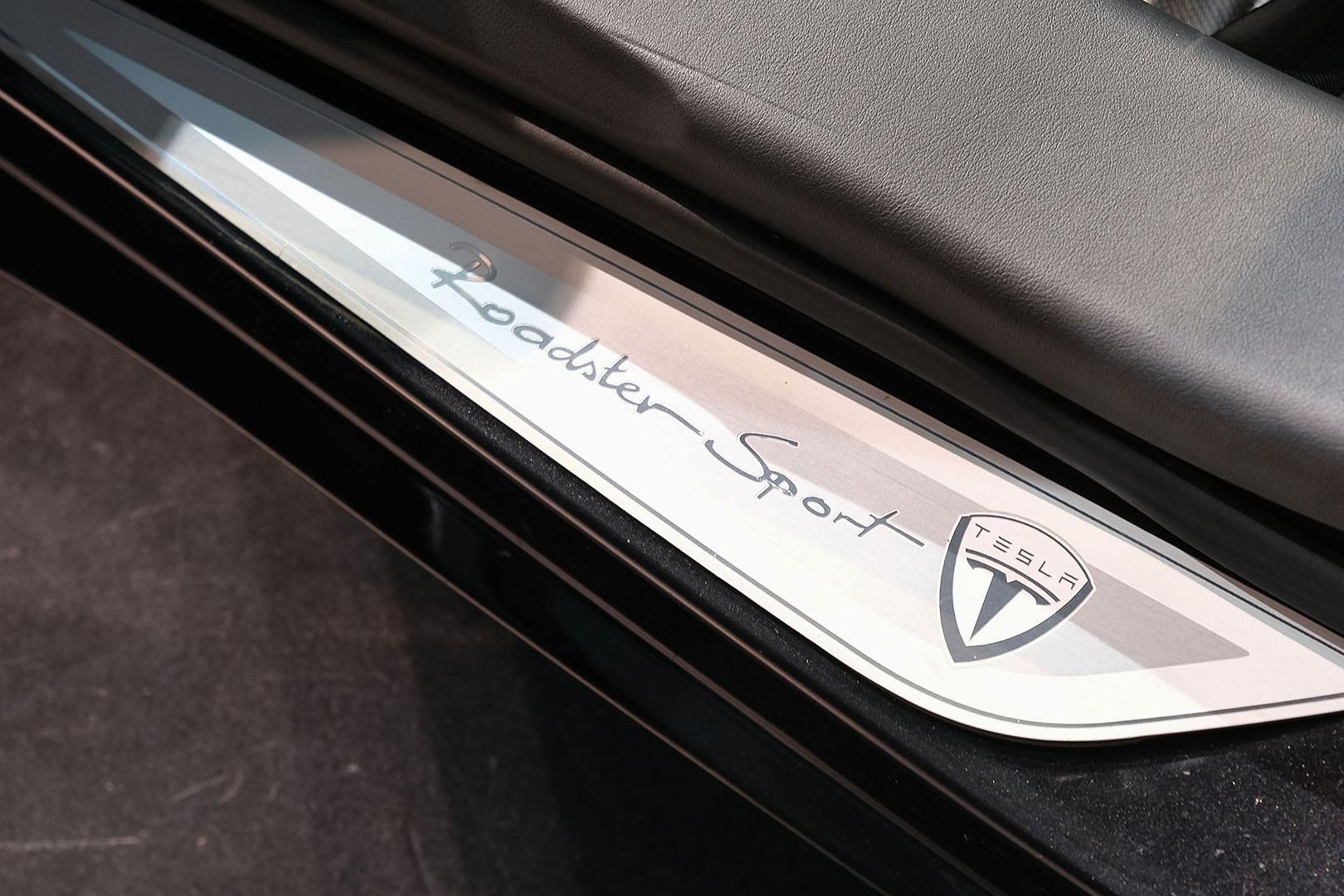 2012 TESLA SPORT 2.5 AUTOMATIC ROADSTER