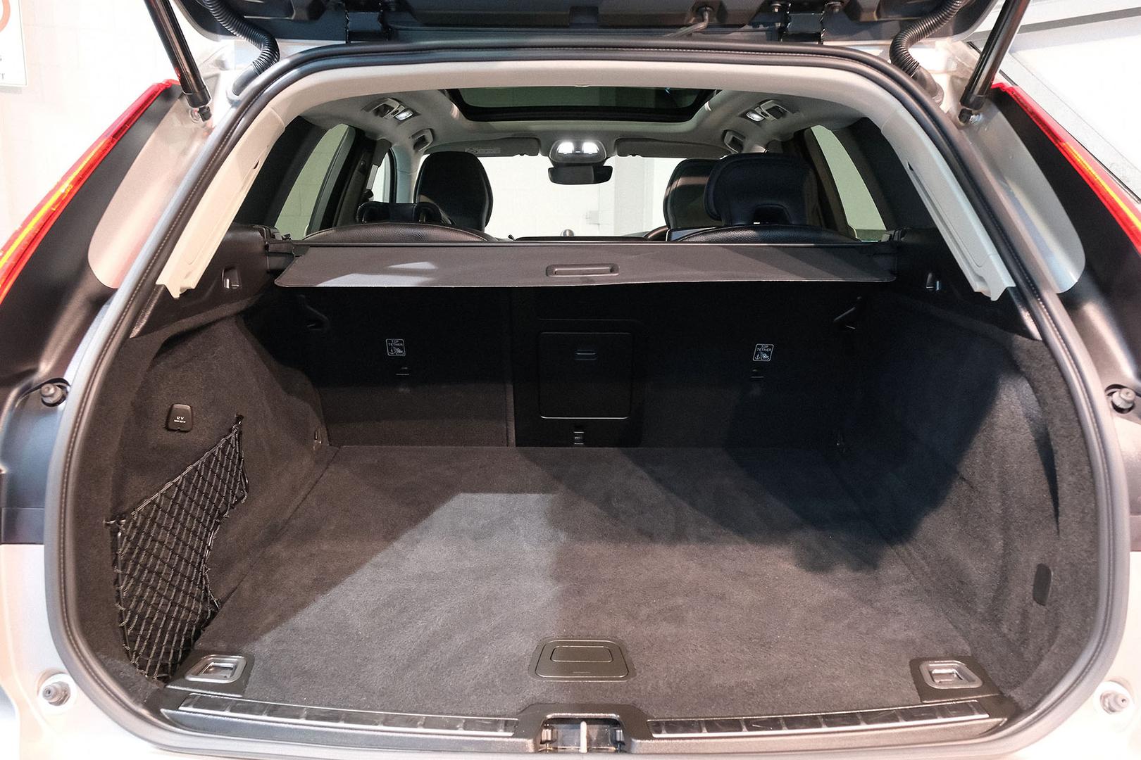 2023 VOLVO XC60 ULTIMATE B5 BRIGHT AUTO AWD MY23 WAGON