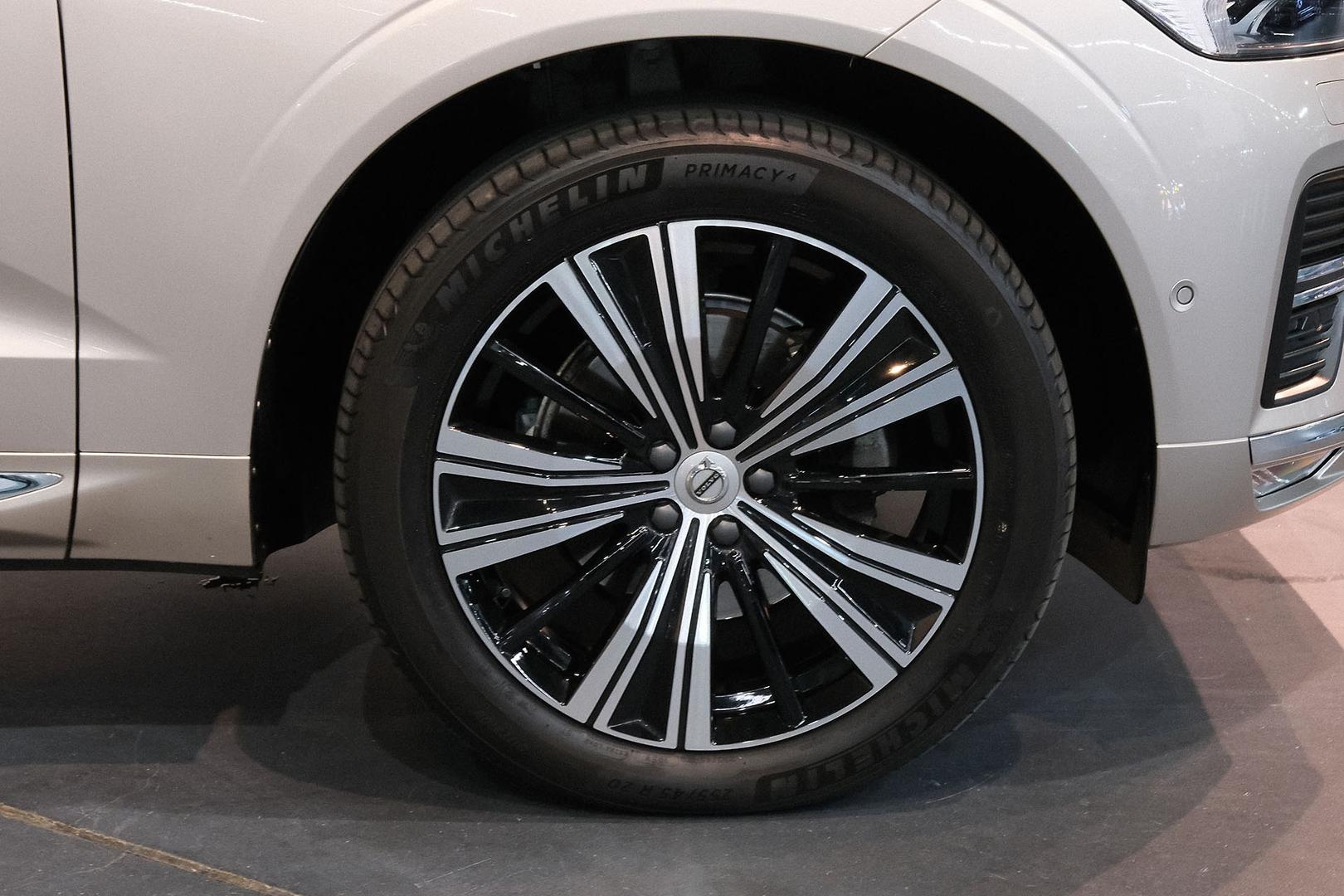 2023 VOLVO XC60 ULTIMATE B5 BRIGHT AUTO AWD MY23 WAGON