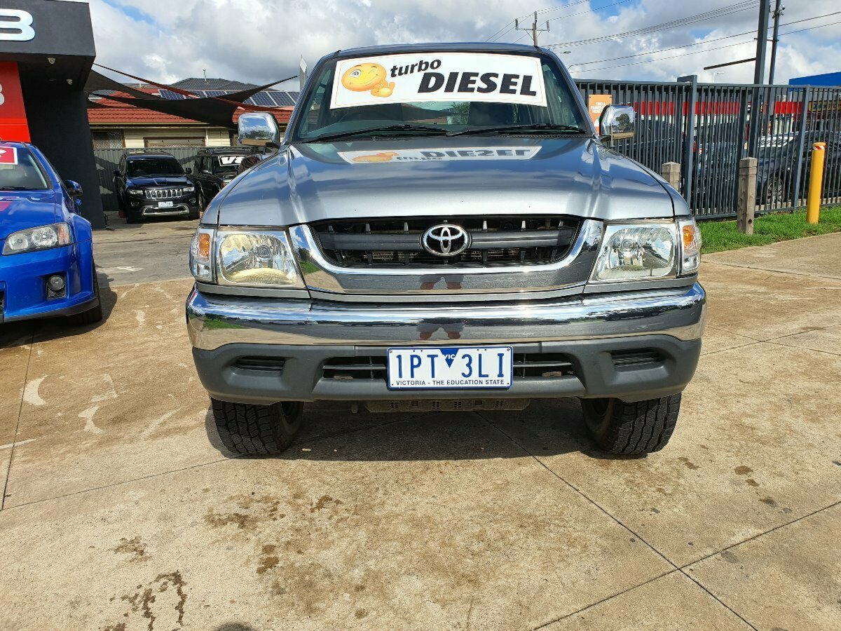 2004 TOYOTA HILUX KZN165R 5 SP MANUAL 4X4 4D DUAL CAB PICK-UP