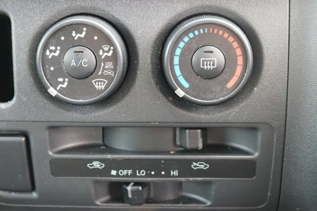 2013 TOYOTA HIACE KDH201R MY12 UPGRADE 5 SP MANUAL 4D VAN