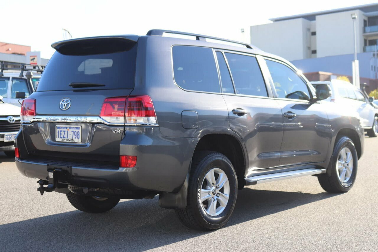 2016 TOYOTA LANDCRUISER VDJ200R MY16 6 SP AUTOMATIC 4D WAGON