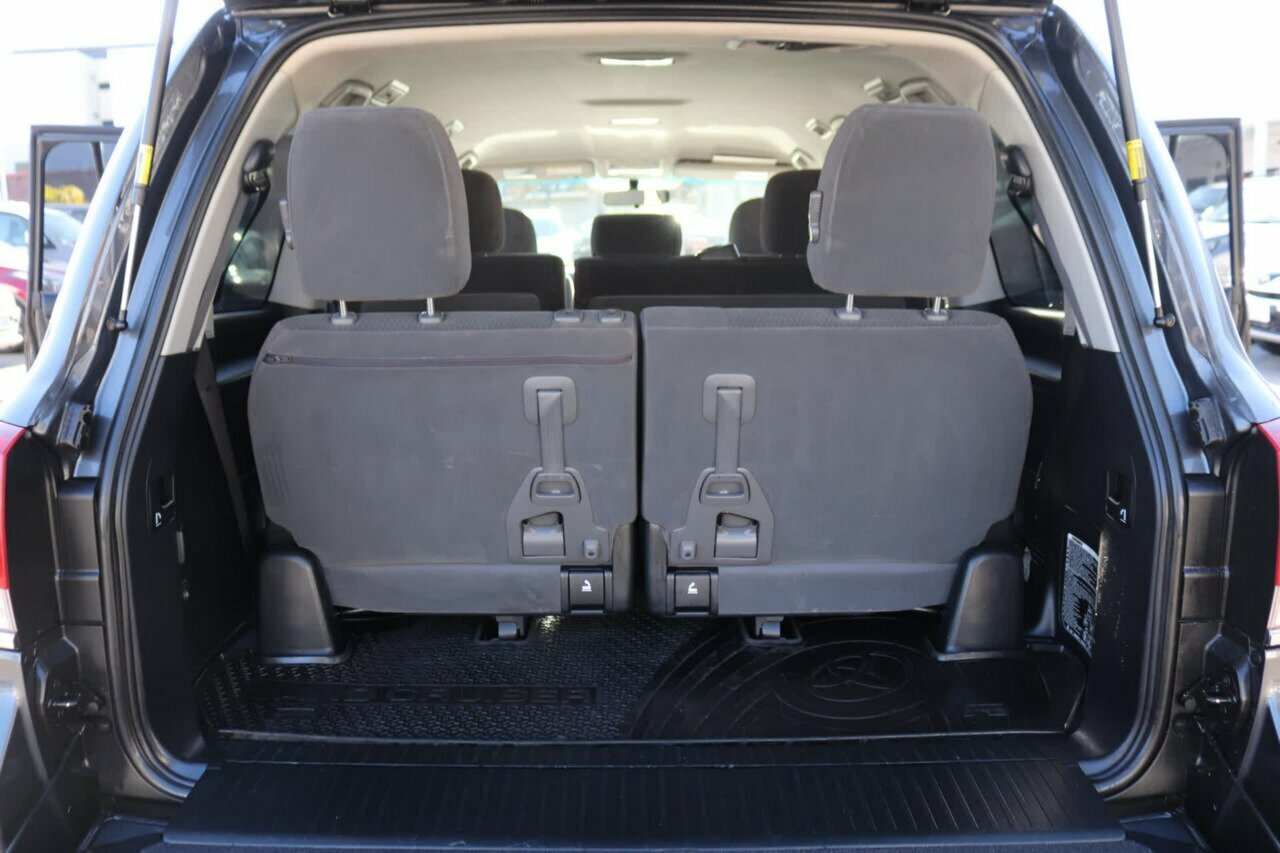2016 TOYOTA LANDCRUISER VDJ200R MY16 6 SP AUTOMATIC 4D WAGON