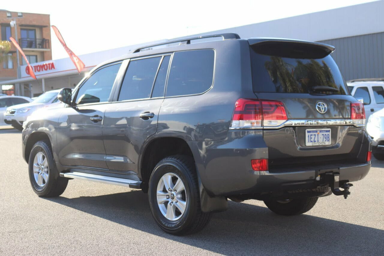 2016 TOYOTA LANDCRUISER VDJ200R MY16 6 SP AUTOMATIC 4D WAGON