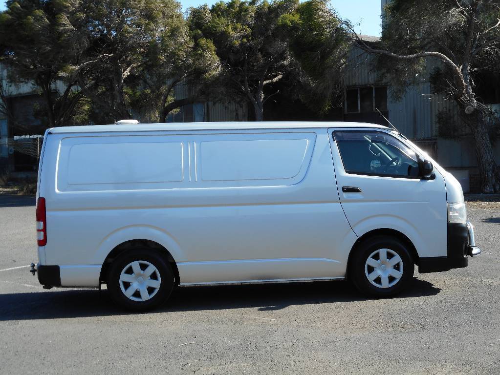 2013 TOYOTA HIACE TRH201R MY12 UPGRADE 4 SP AUTOMATIC 4D VAN