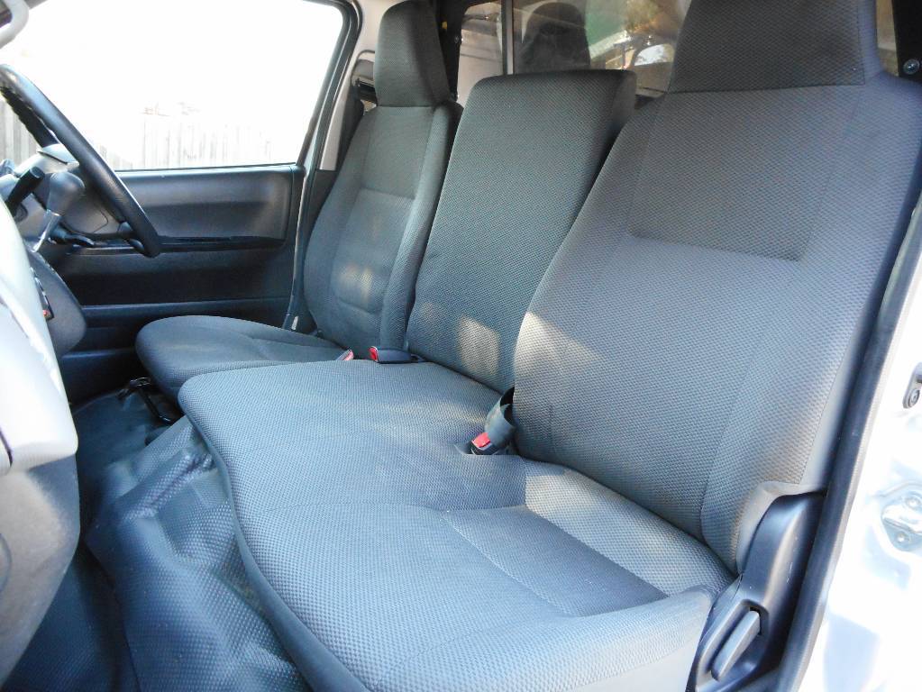 2013 TOYOTA HIACE TRH201R MY12 UPGRADE 4 SP AUTOMATIC 4D VAN