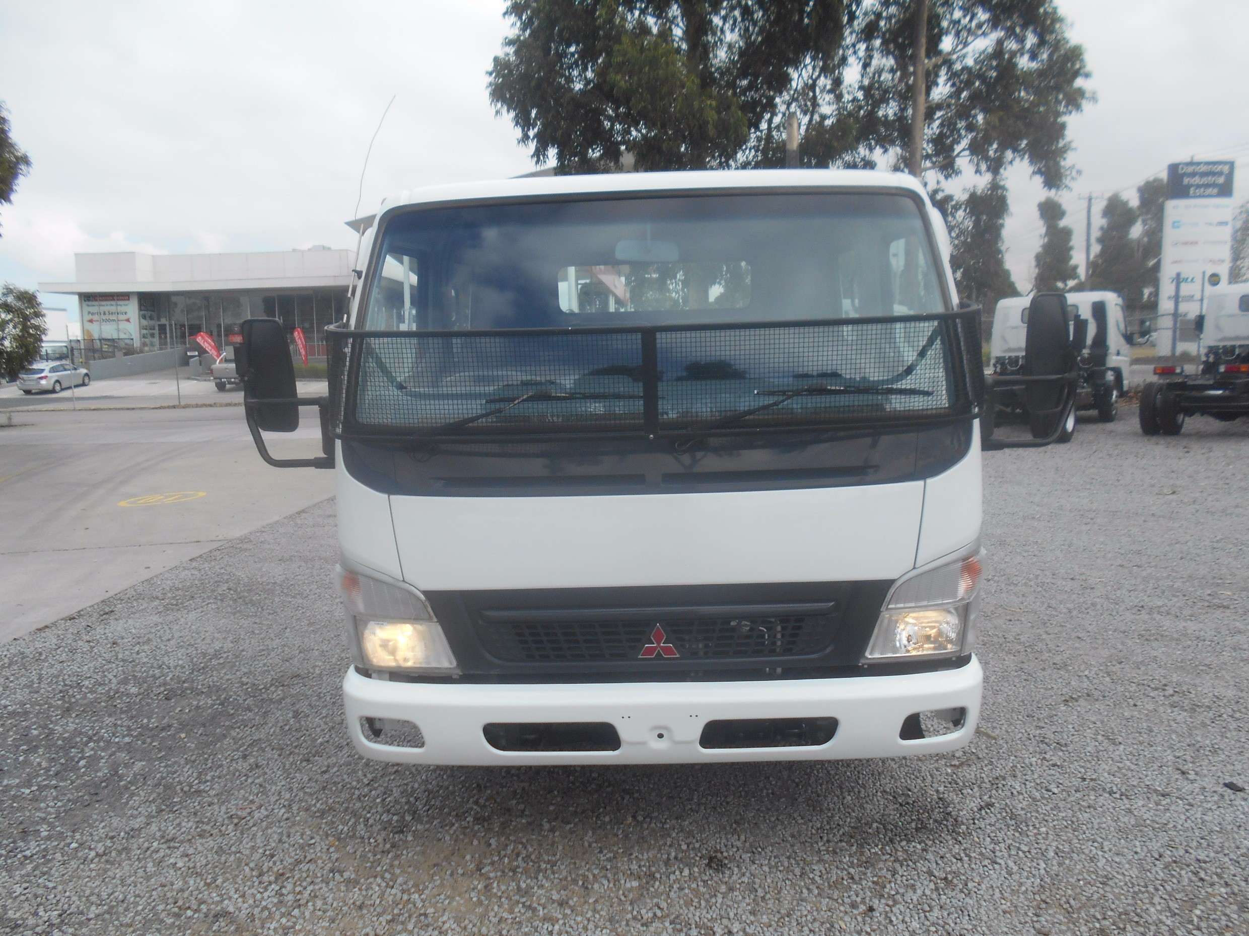 2007 MITSUBISHI CANTER ##DUAL CAB## TRUCK MANUAL CAB CHASSIS