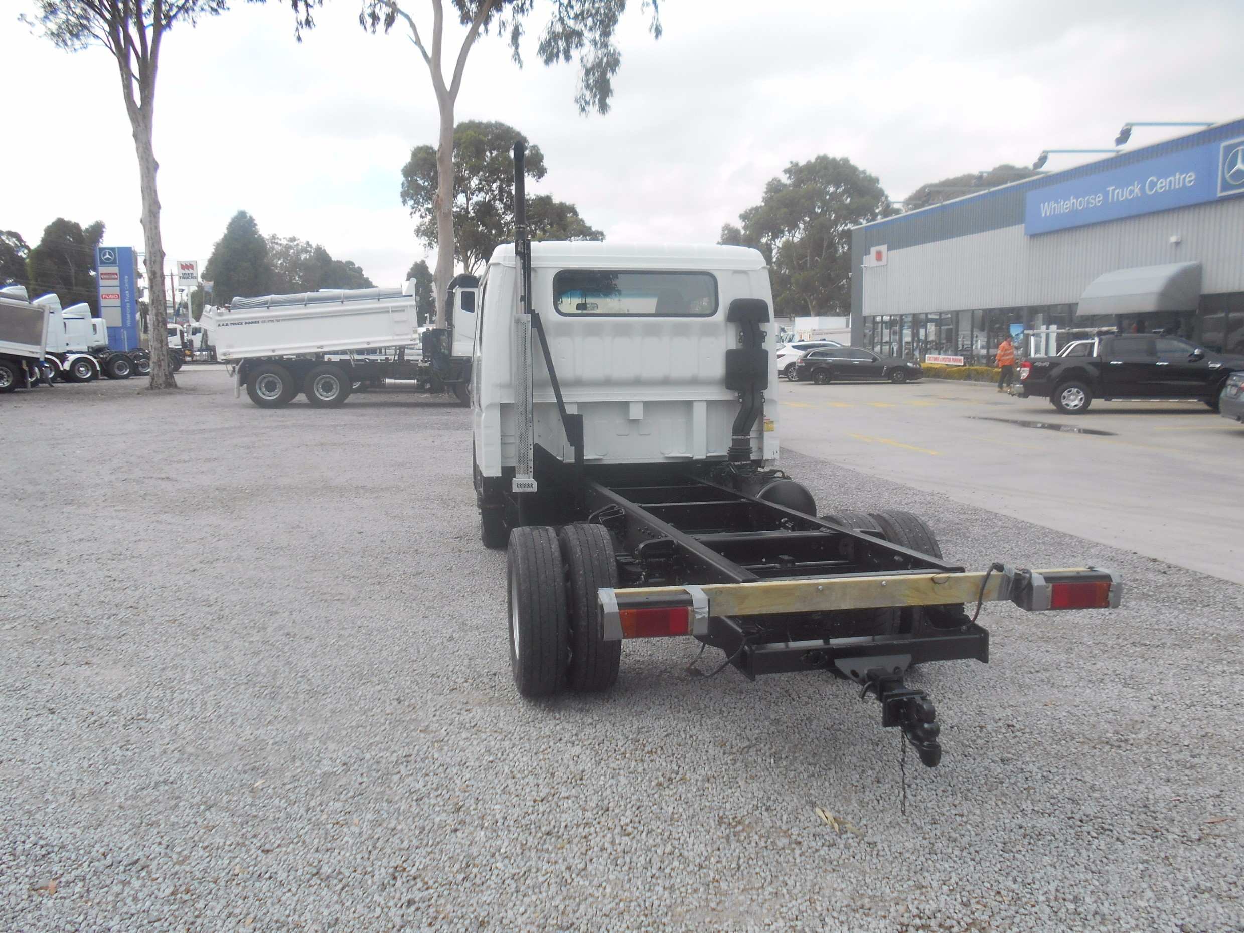 2007 MITSUBISHI CANTER ##DUAL CAB## TRUCK MANUAL CAB CHASSIS