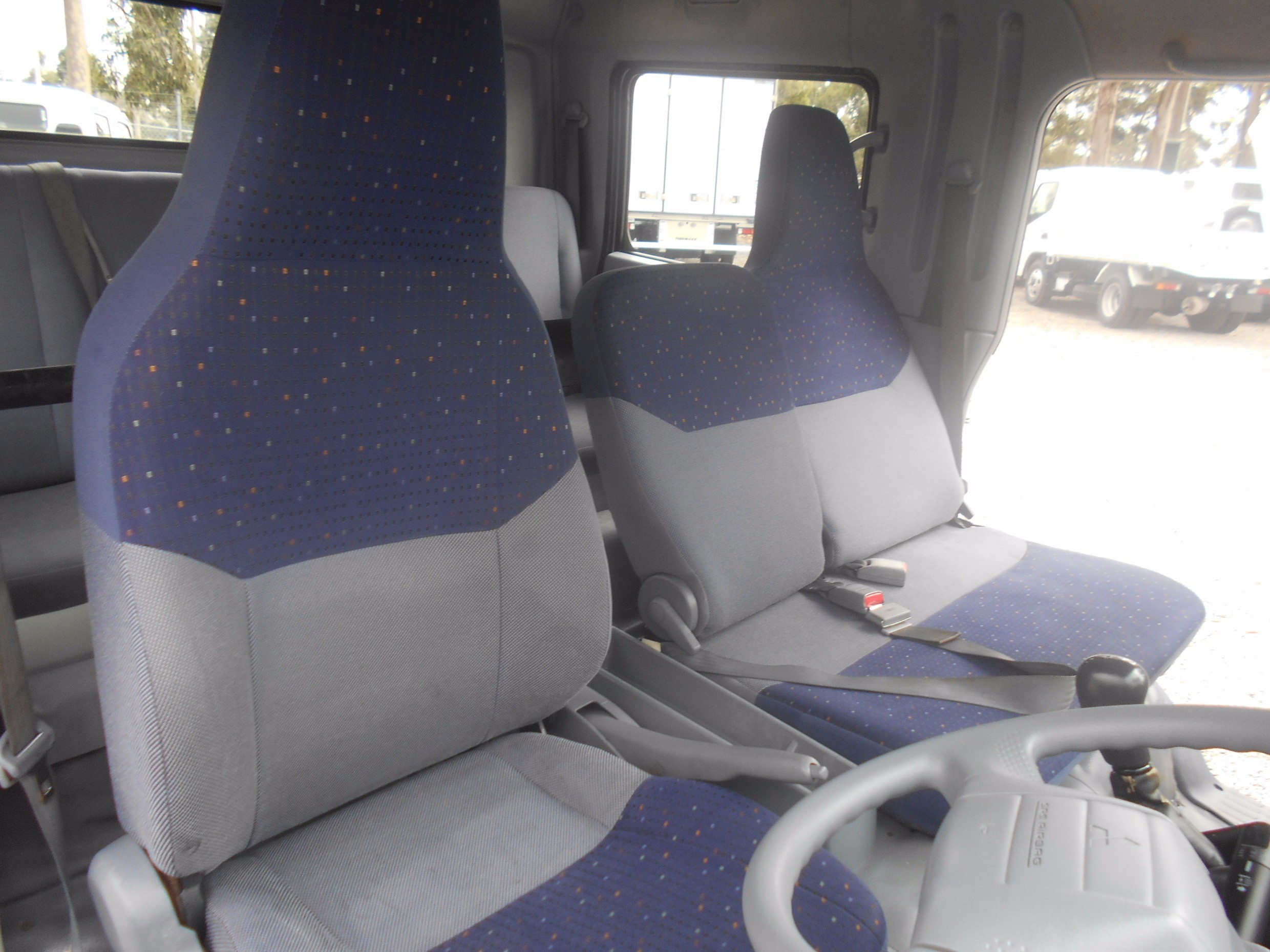 2007 MITSUBISHI CANTER ##DUAL CAB## TRUCK MANUAL CAB CHASSIS