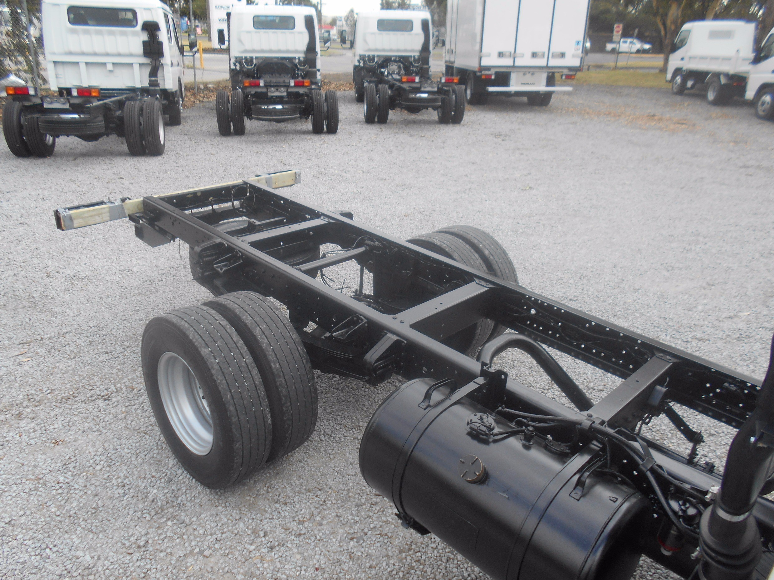 2007 MITSUBISHI CANTER ##DUAL CAB## TRUCK MANUAL CAB CHASSIS