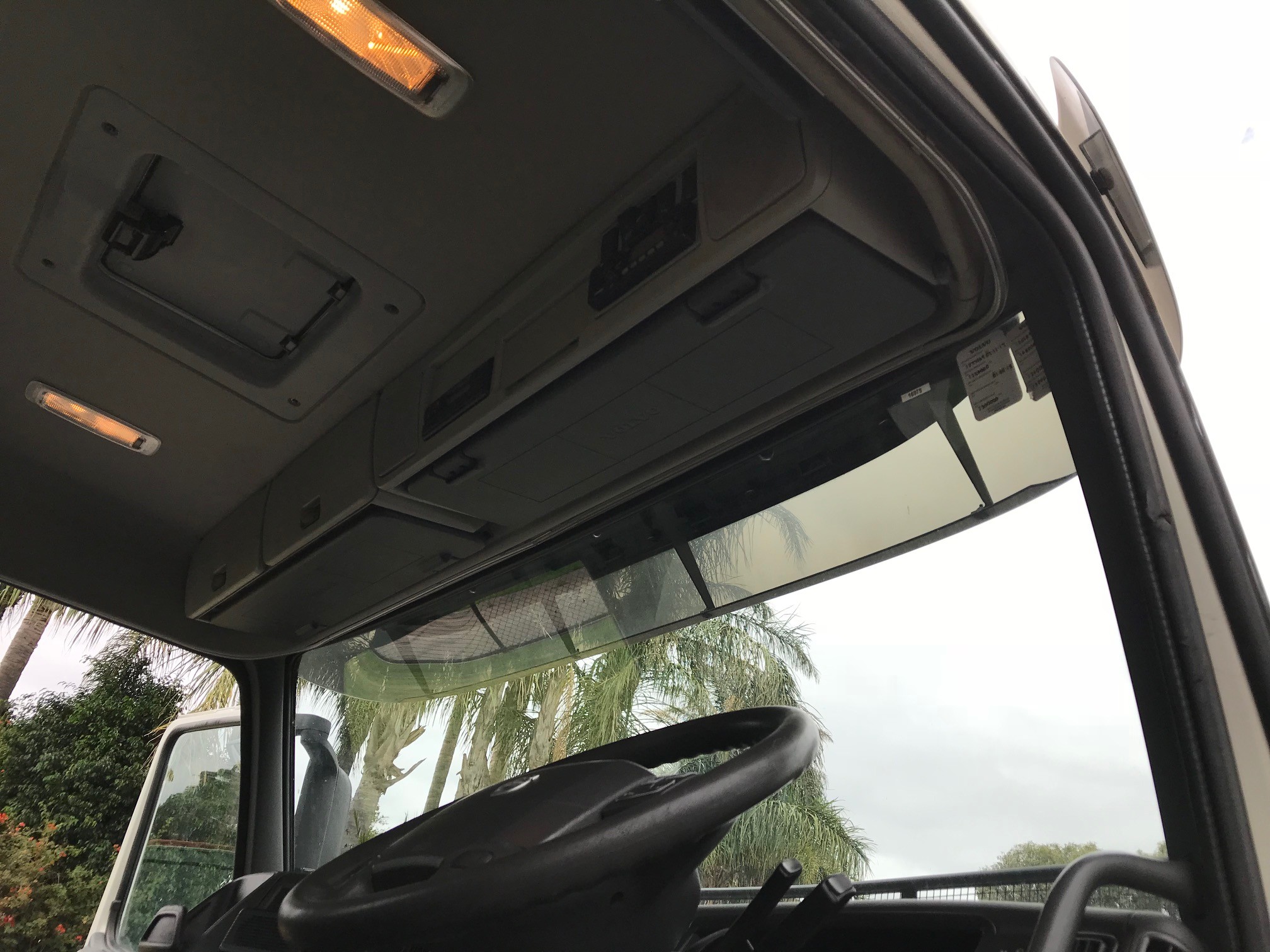 2010 VOLVO FM440 FM440 6X4 DAY CAB TRUCK AUTOMATIC PRIMEMOVER