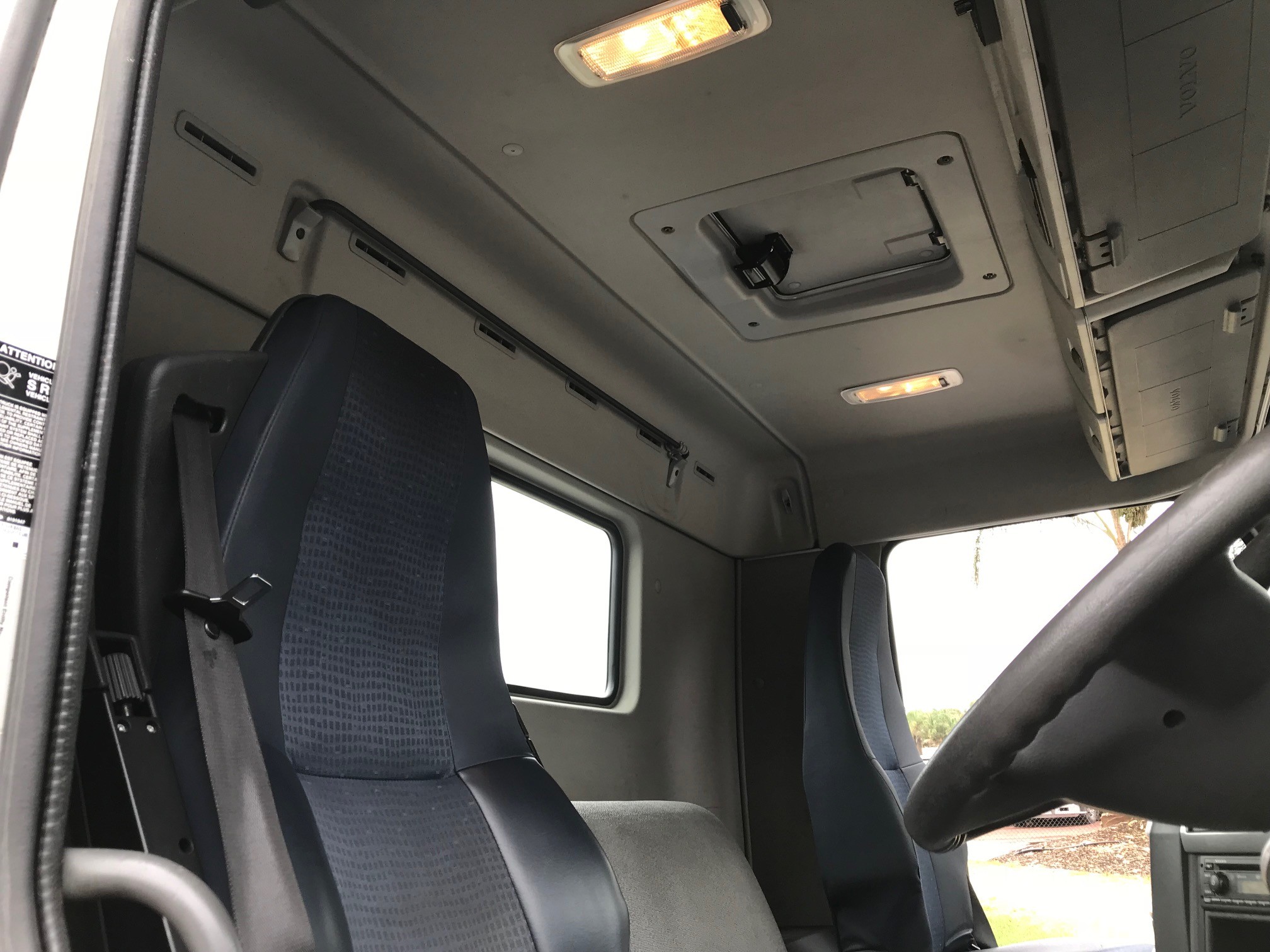 2010 VOLVO FM440 FM440 6X4 DAY CAB TRUCK AUTOMATIC PRIMEMOVER