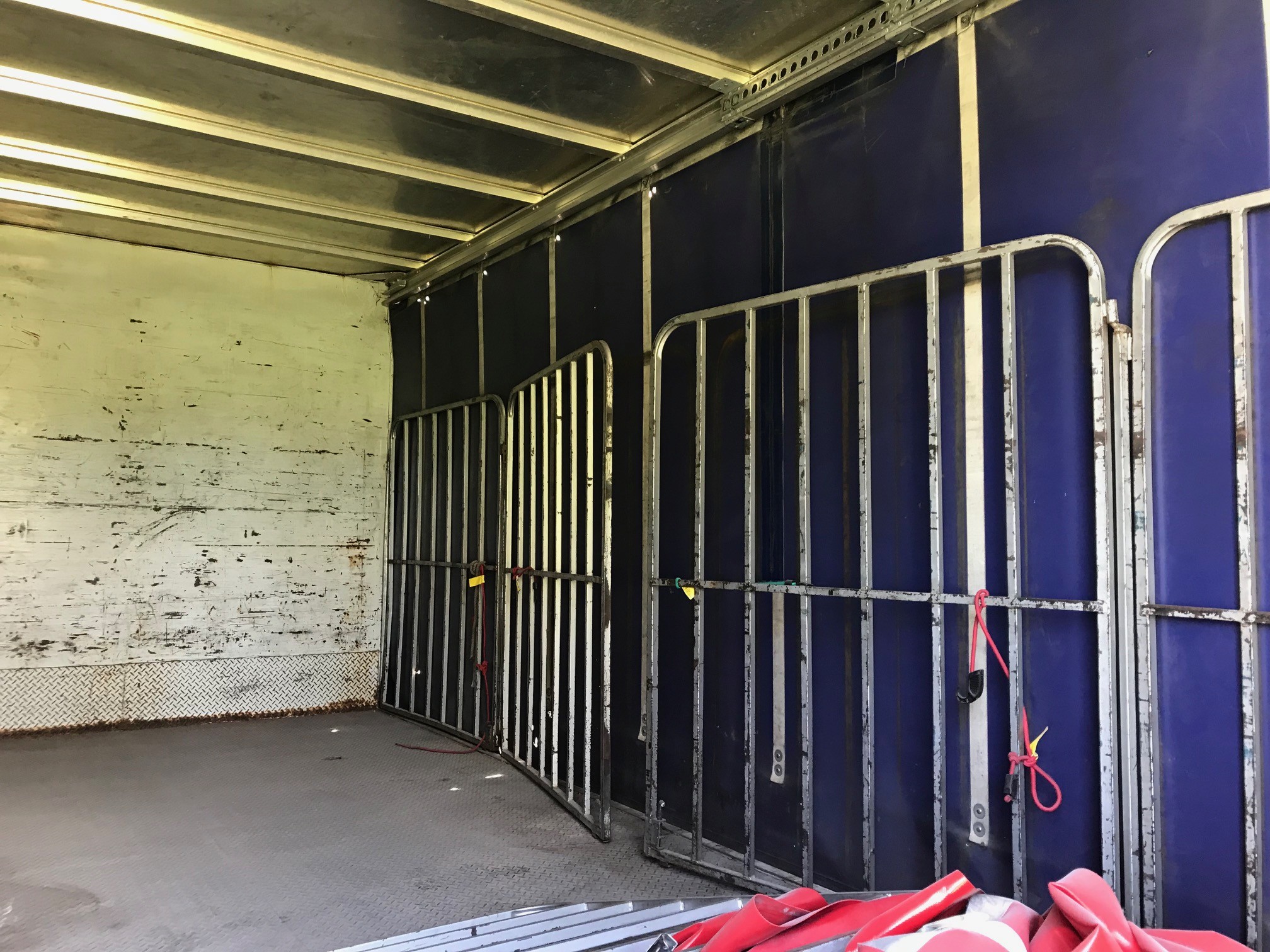 2006 ISUZU NQR TRUCK MANUAL CURTAINSIDER
