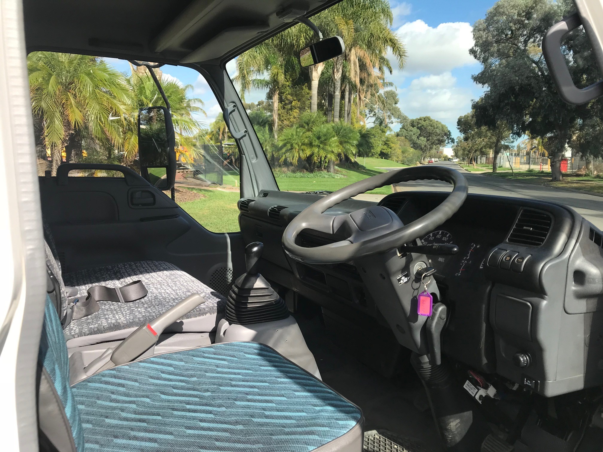 2006 ISUZU NQR TRUCK MANUAL CURTAINSIDER