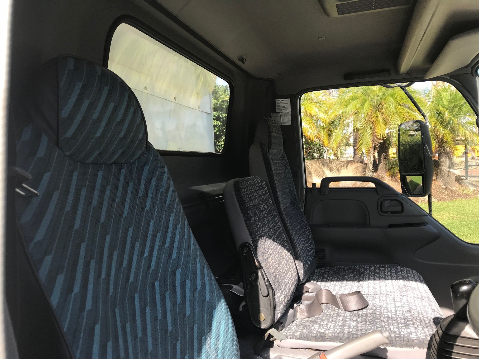 2006 ISUZU NQR TRUCK MANUAL CURTAINSIDER