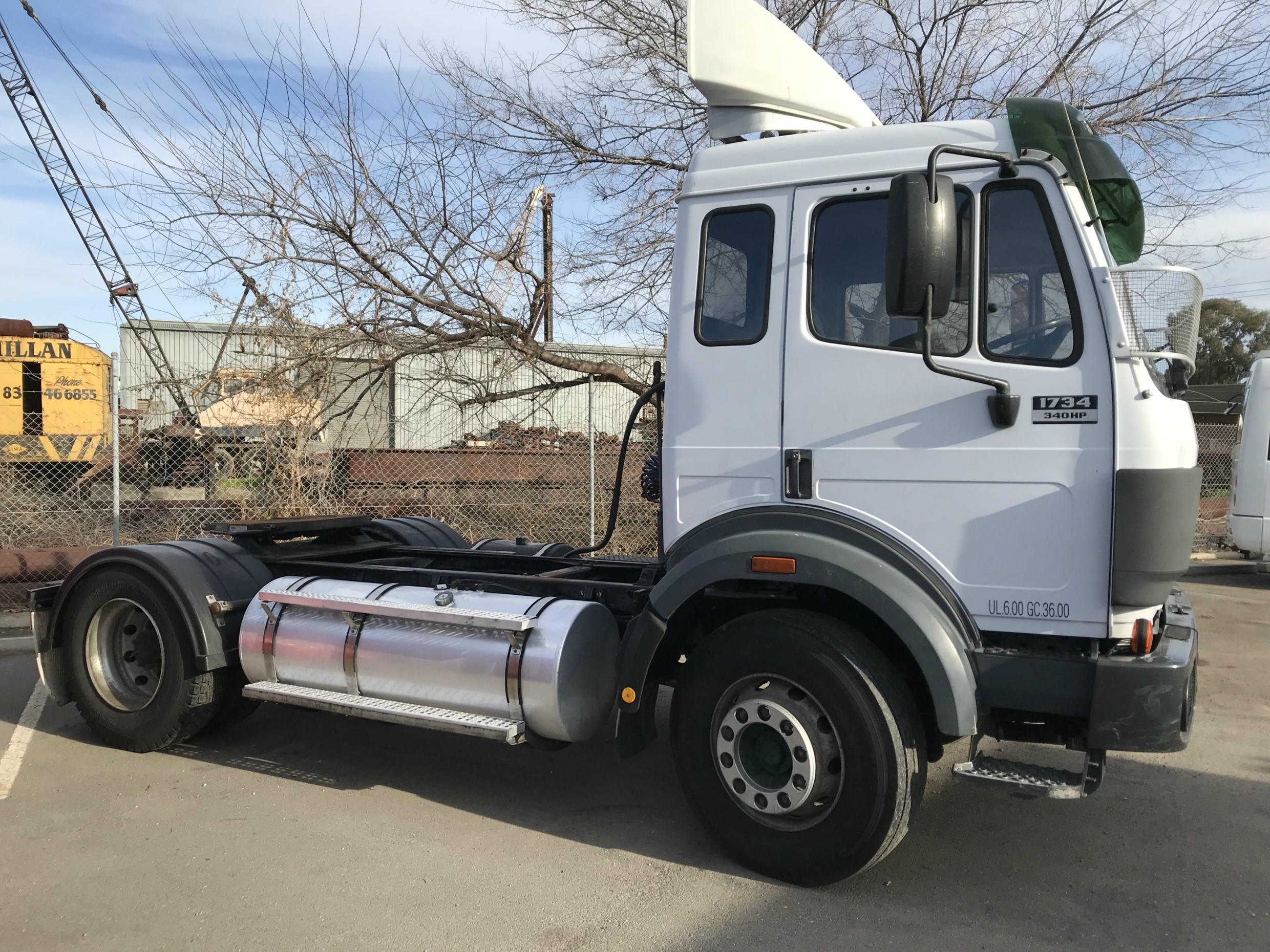 1994 MERCEDES-BENZ 1734 4X2 PRIME MOVER TRUCK MANUAL PRIMEMOVER