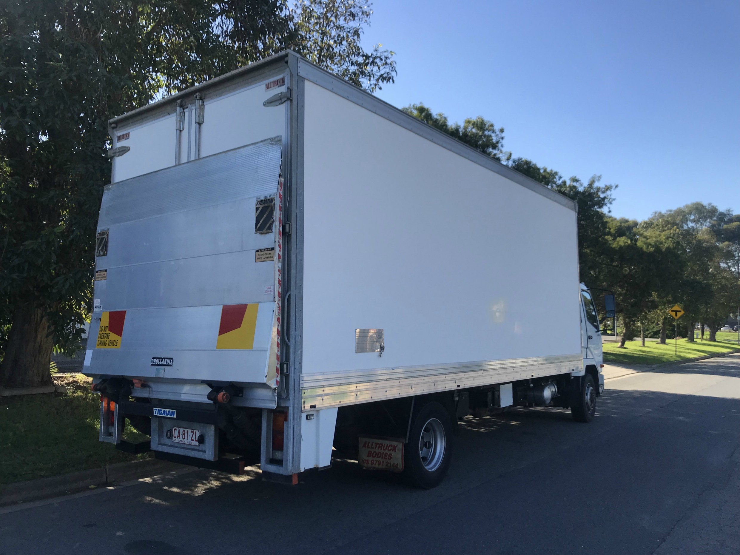 2013 FUSO FM600 FIGHTER 1427 TRUCK MANUAL REFRIGERATED